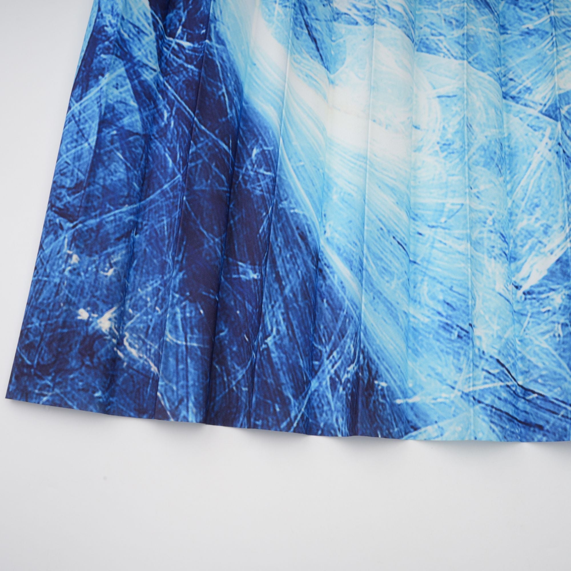 Debbie blue pattern-print creased cape & skirt matching set