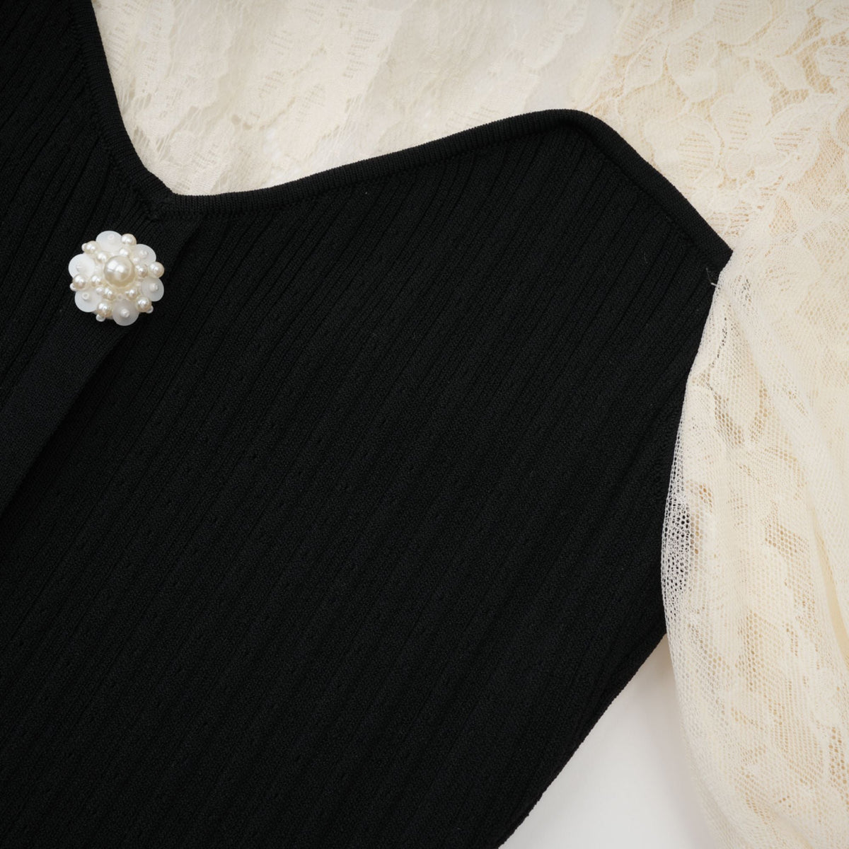 Noa lace-trimmed knit midi dress