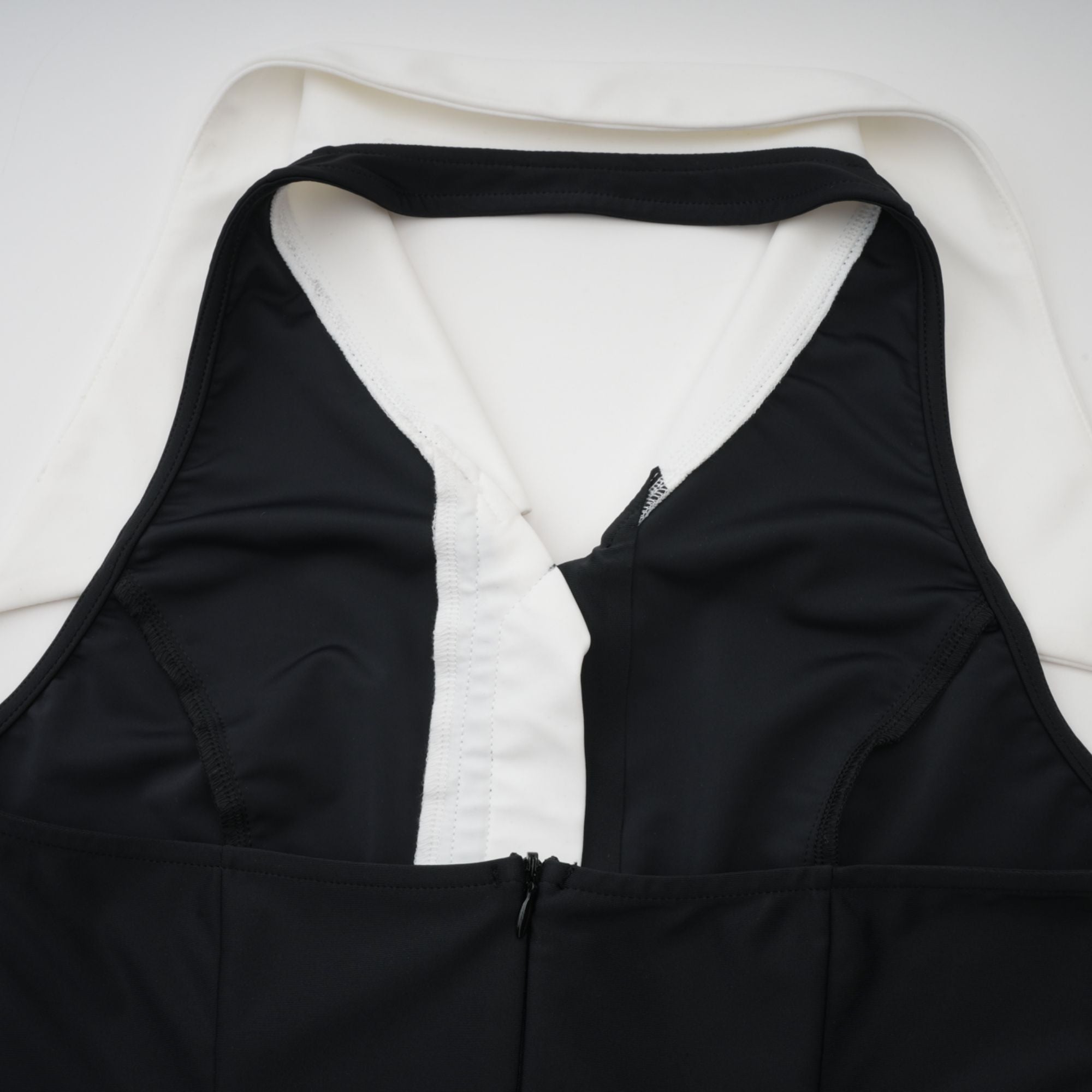 Alessandra color-blocked fitted maxi dress - Black