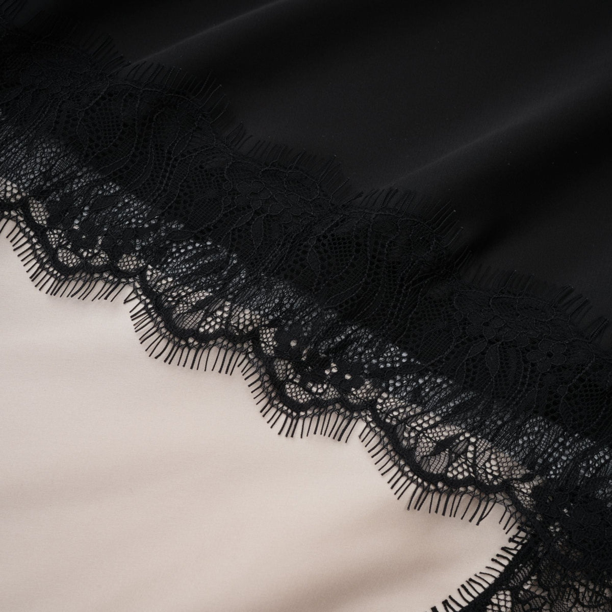 Raphaëlle lace-panel asymmetrical satin skirt