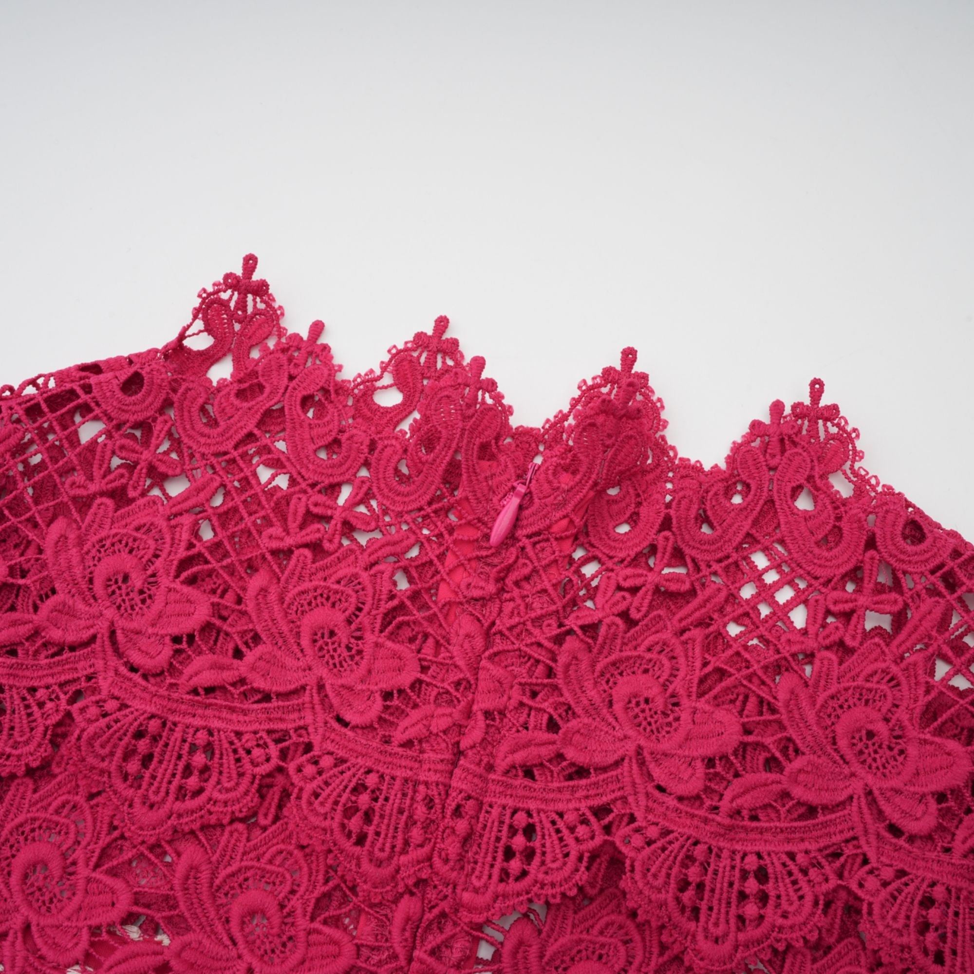 Chantal red scallop-pattern lace-panel maxi dress