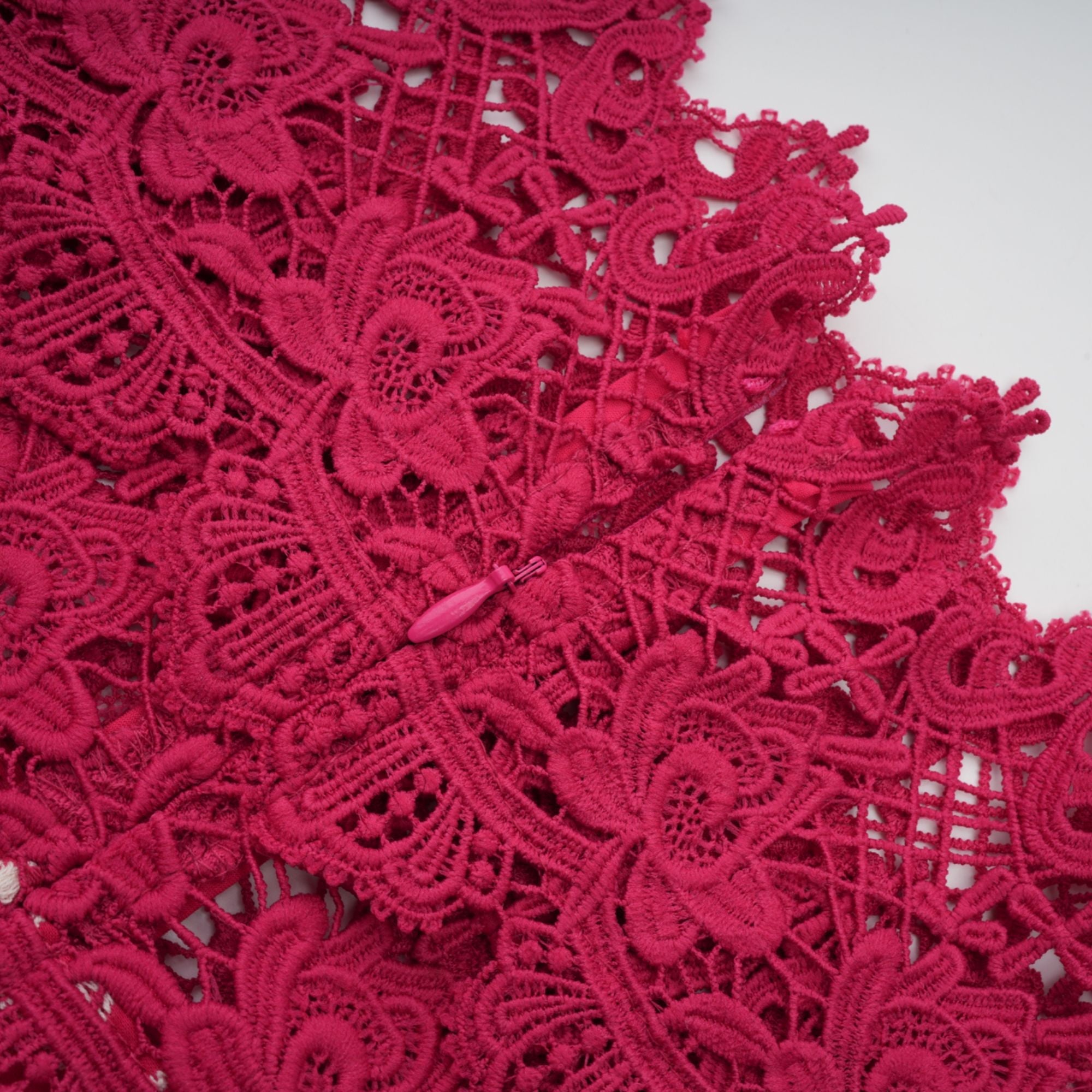 Chantal red scallop-pattern lace-panel maxi dress