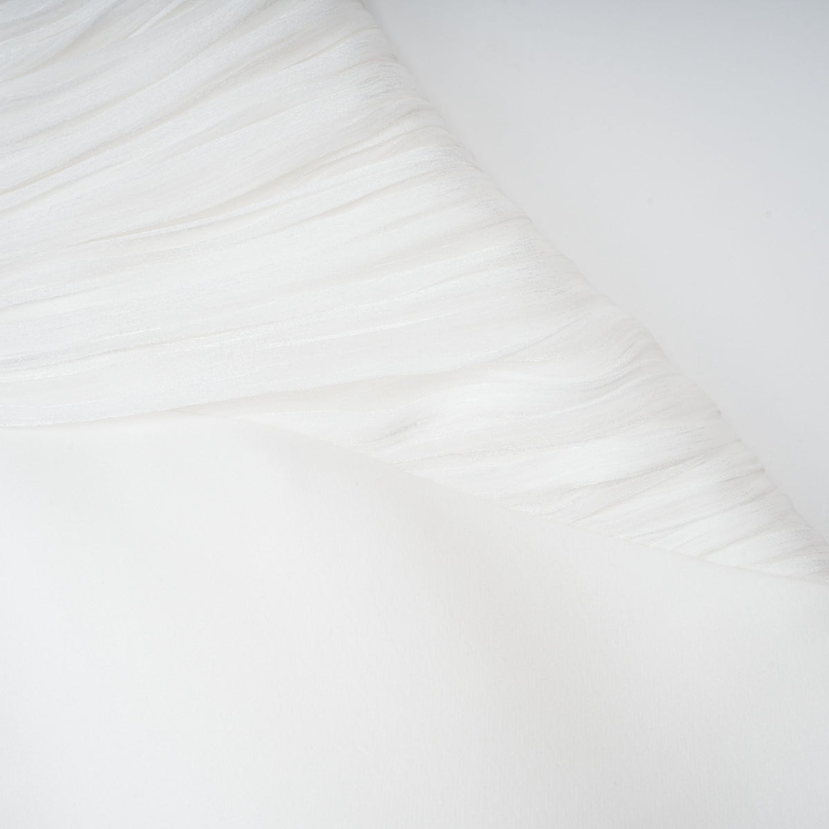 Emmeline White Train Design Gathered Maxi Dress (Final Sale-US Only)