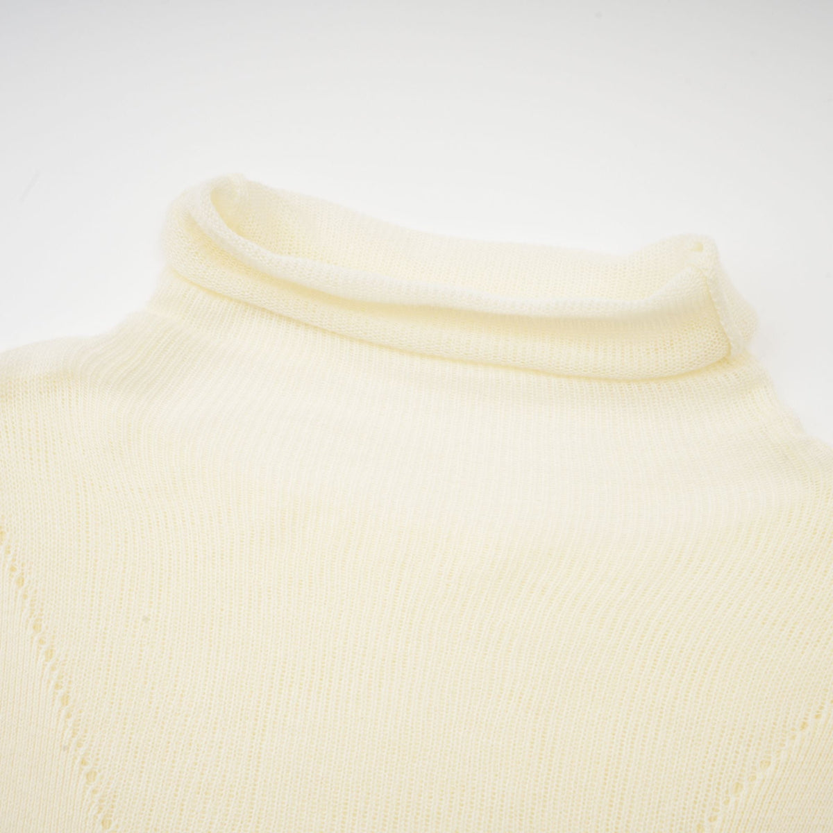 Émeline white knitted pleated midi dress