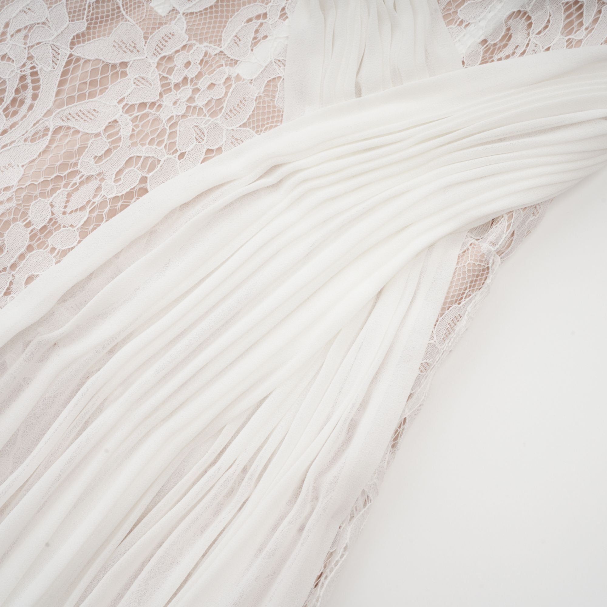 Arantxa white lace pleated maxi dress