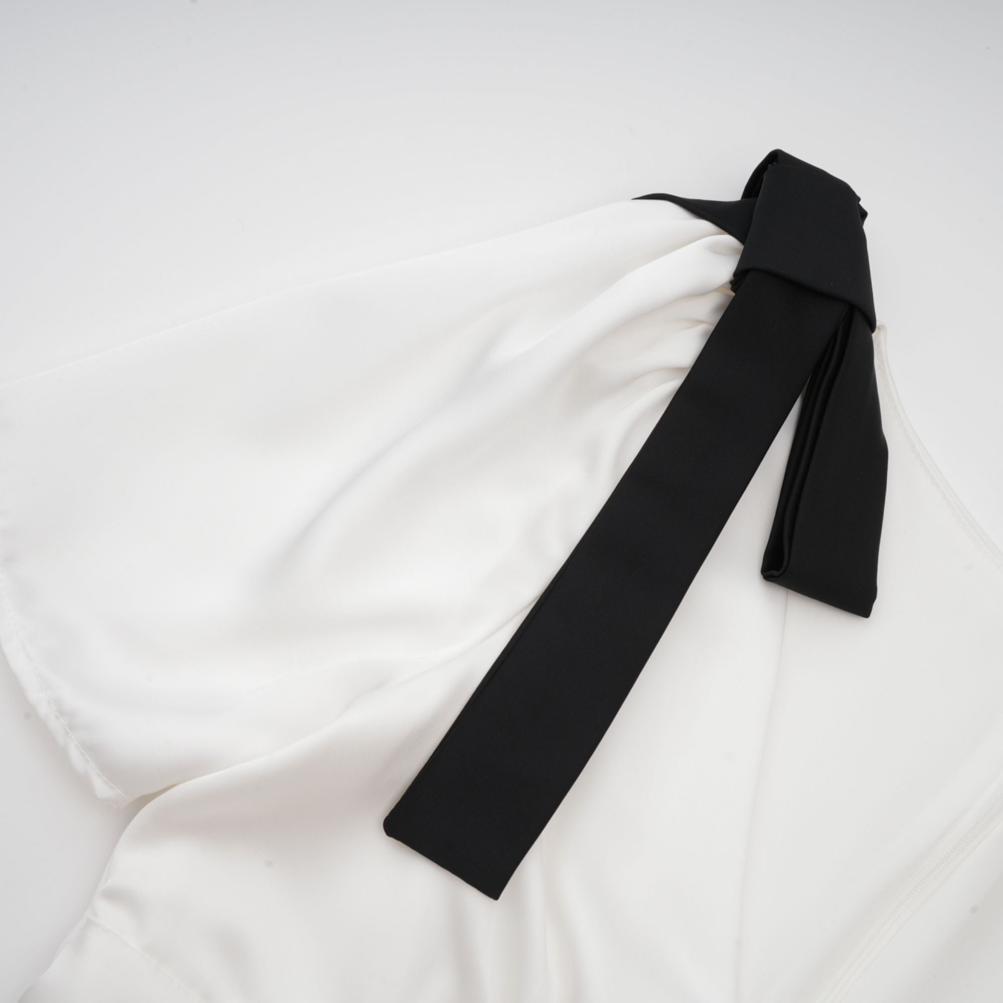 Cyrielle ribbon-detail puff-sleeve maxi dress