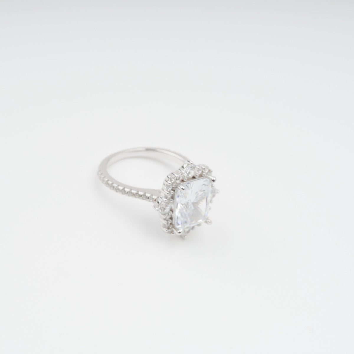 Émilienne Sterling Silver Rectangular Zircon Gemstone Ring
