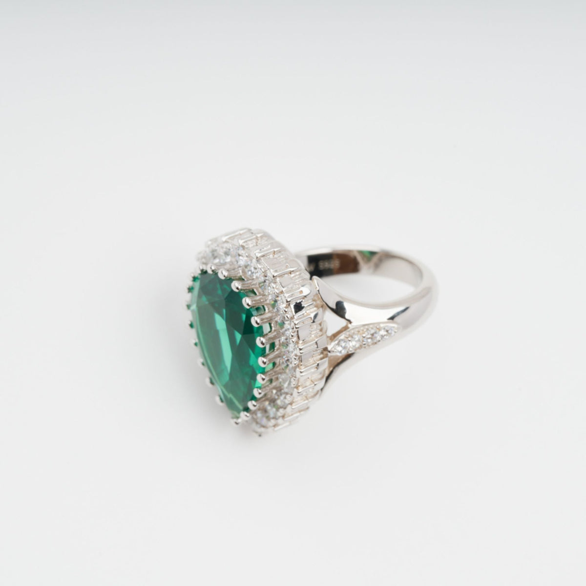 Lumière Green Pear Cut Gemstone Sterling Silver Ring
