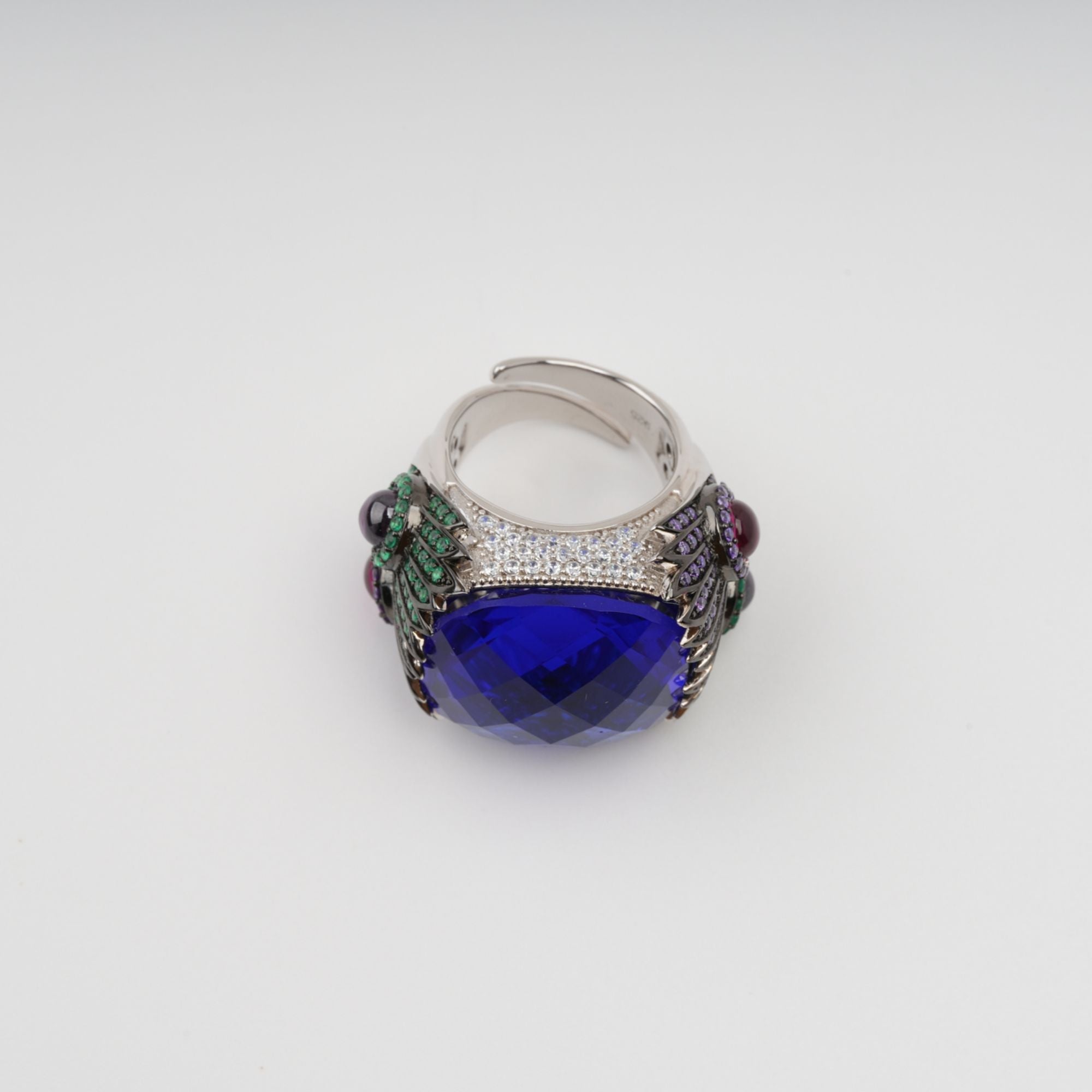 Givre Blue Bezel-Set Adjustable Gemstone Ring