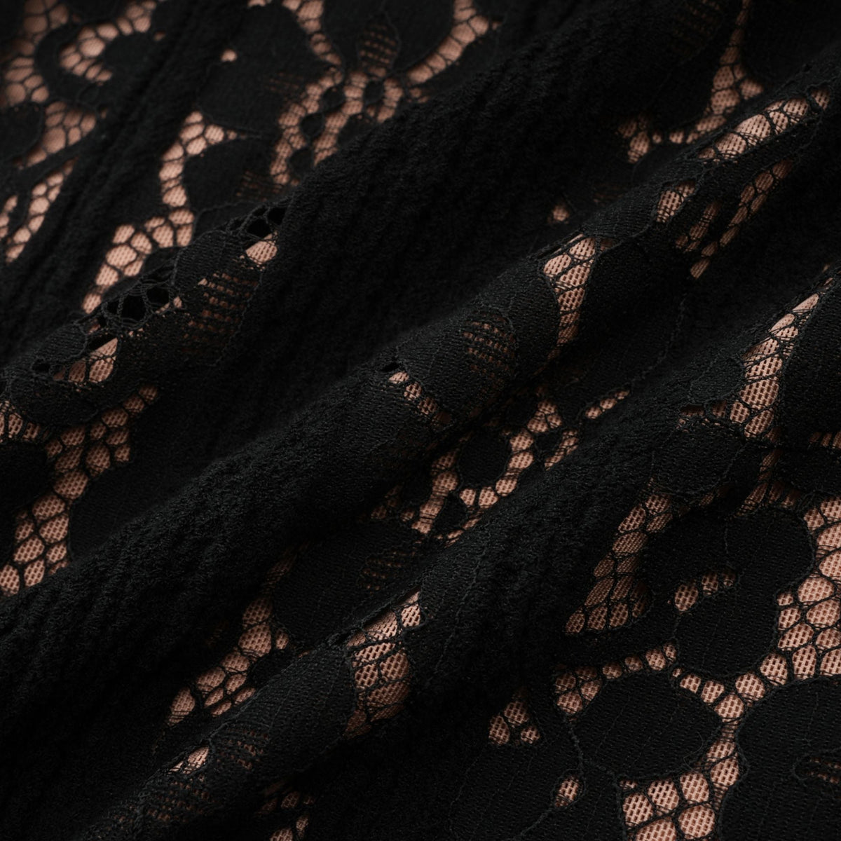Émeline floral lace flared-cuff midi dress in Black (Final Sale-US Only)