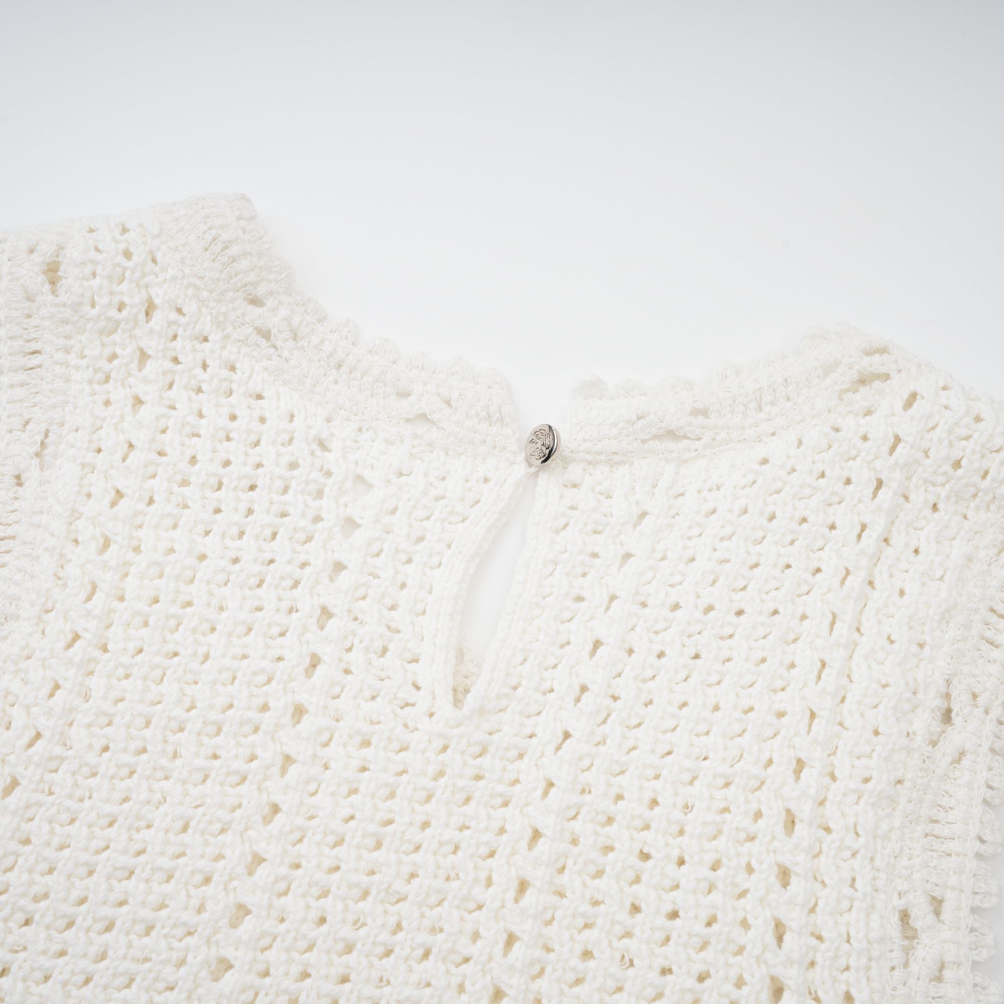 Gisèle White Floral Appliqué Crochet Knit Two-Piece Top and Shorts Set