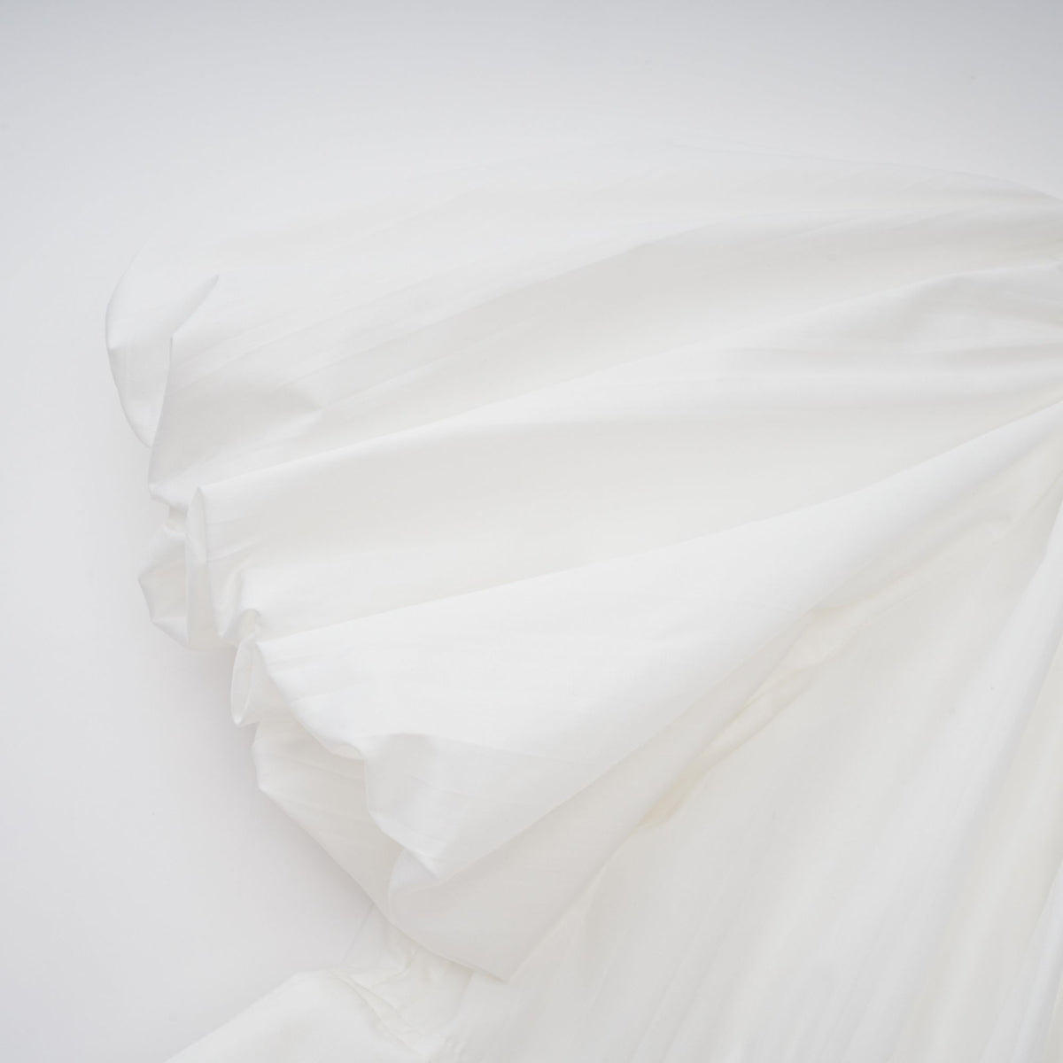 Vienne White Lace-Up Pleated Maxi Dress (Final Sale-US Only)