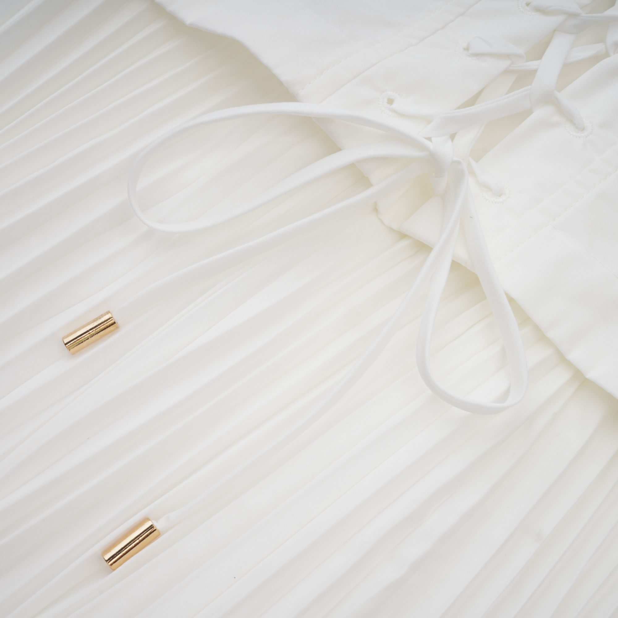 Vienne White Lace-Up Pleated Maxi Dress