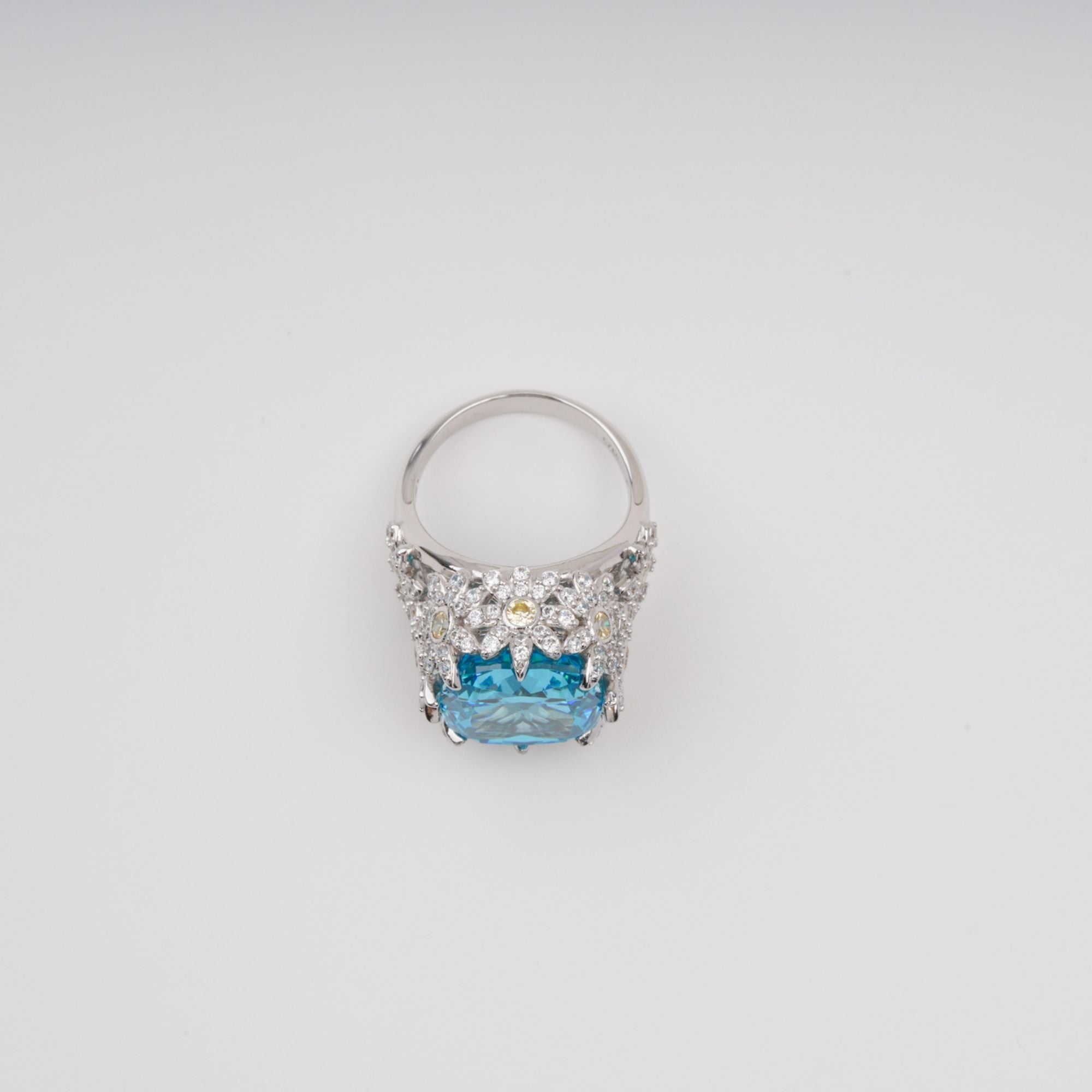 Éternité Blue Floral Motif Gemstone Sterling Silver Ring