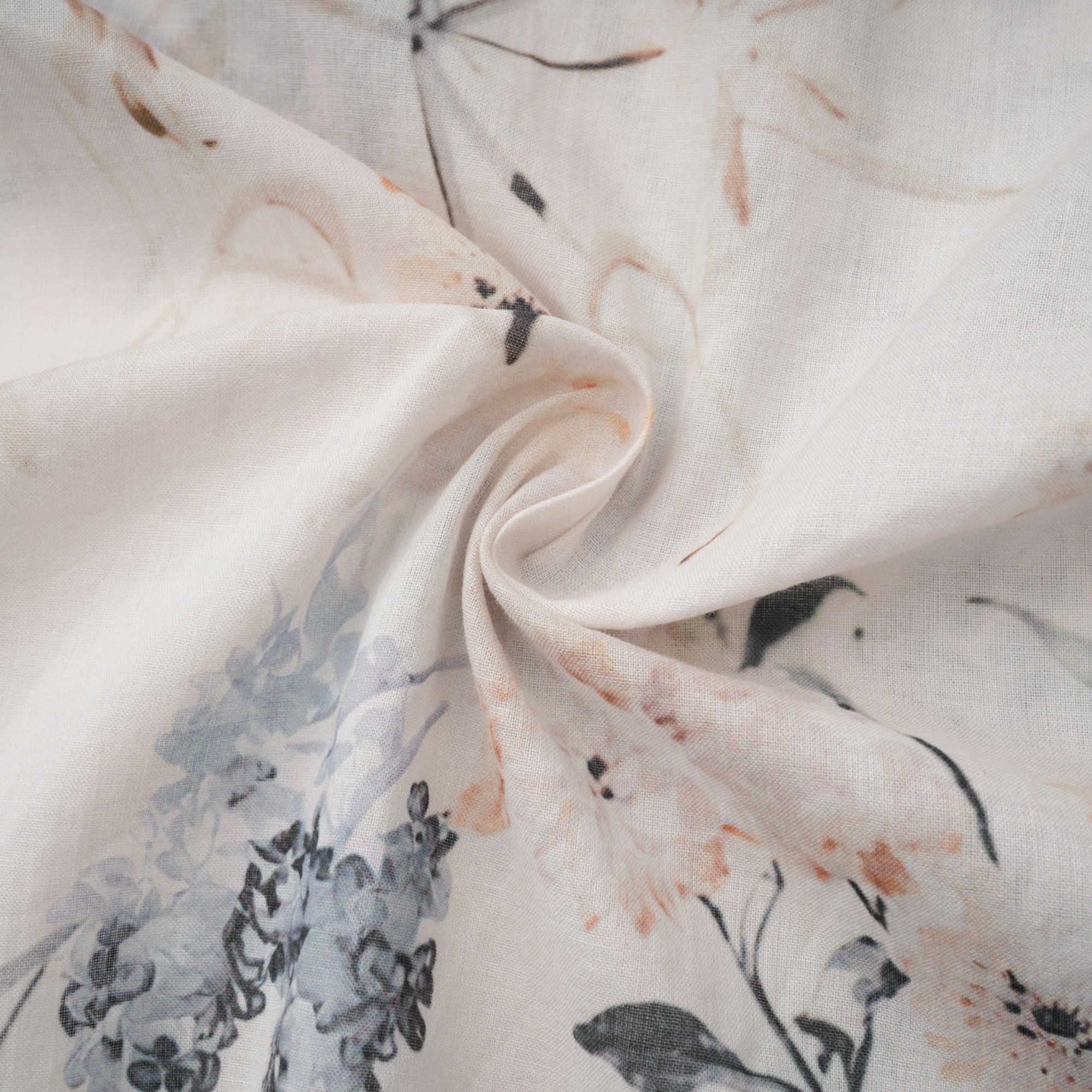 Héloïse White Floral Print Summer Midi Dress