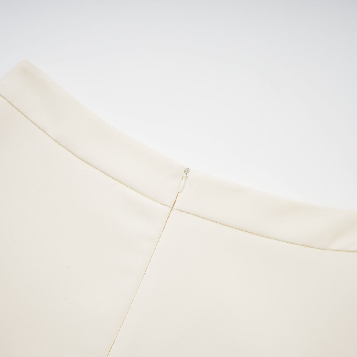 Coralie neutrals 3D-petal top & skirt matching set