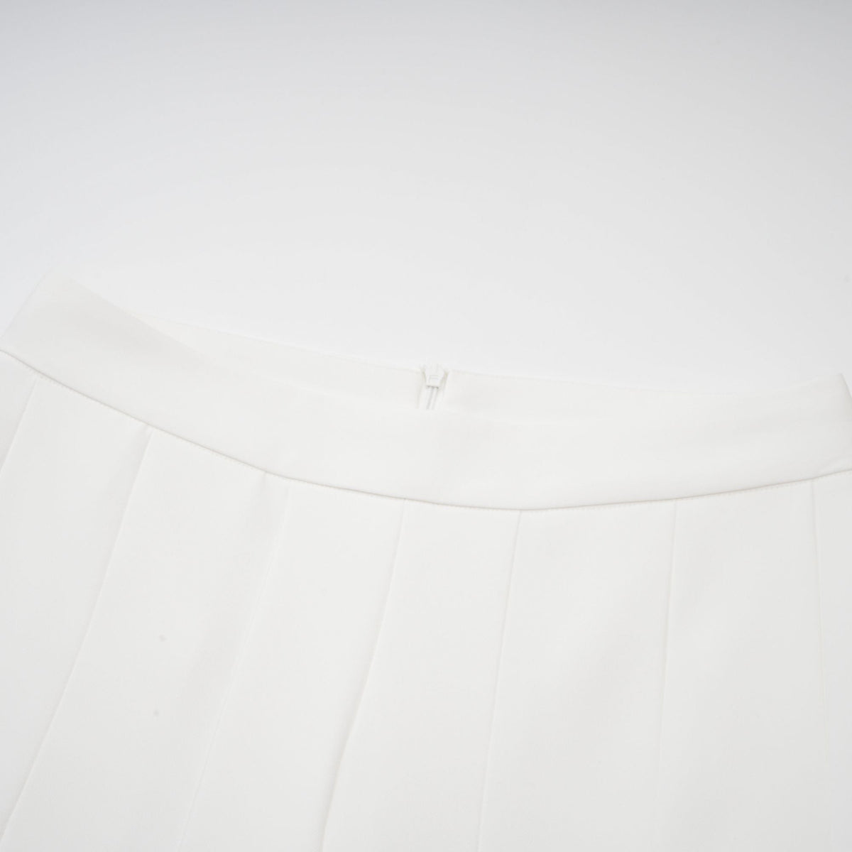 Adèle creased top & trousers matching set in White (Final Sale-US Only)