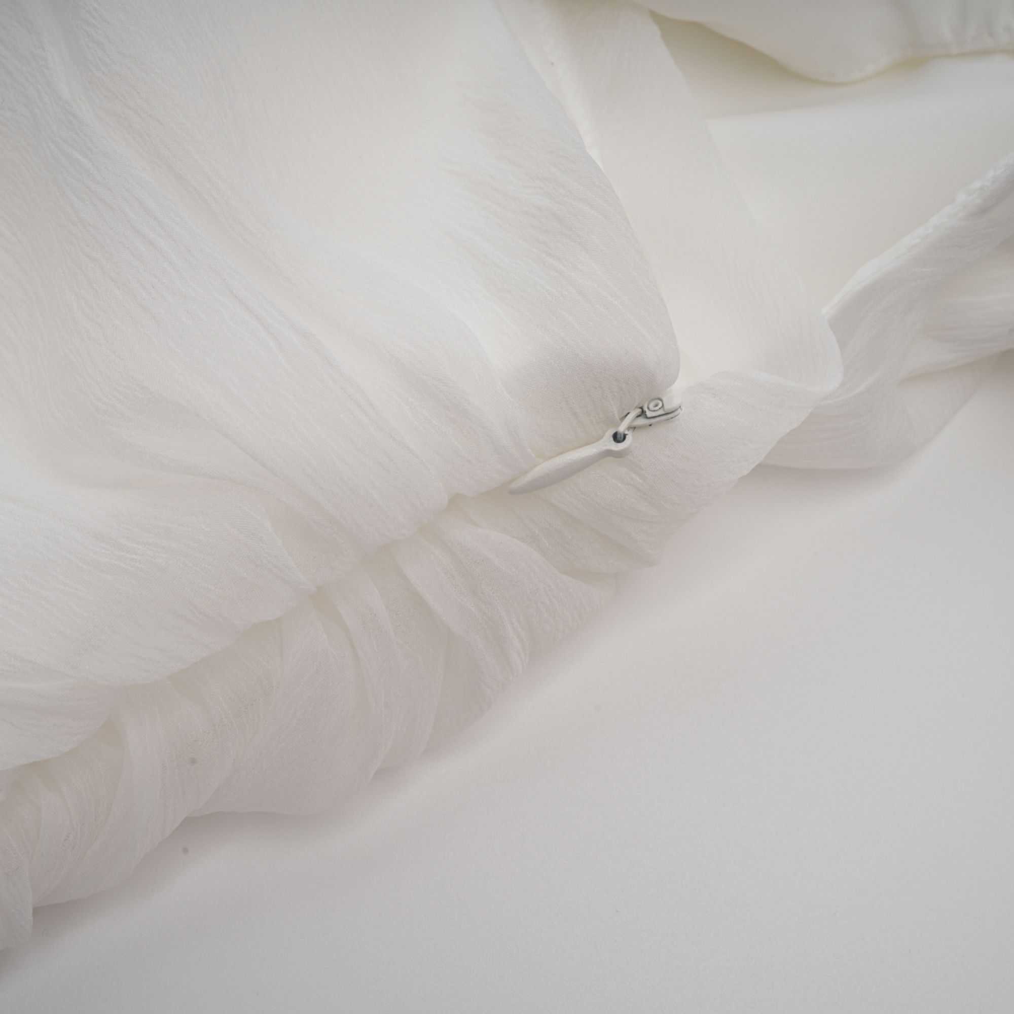 Adèle creased top & trousers matching set in White