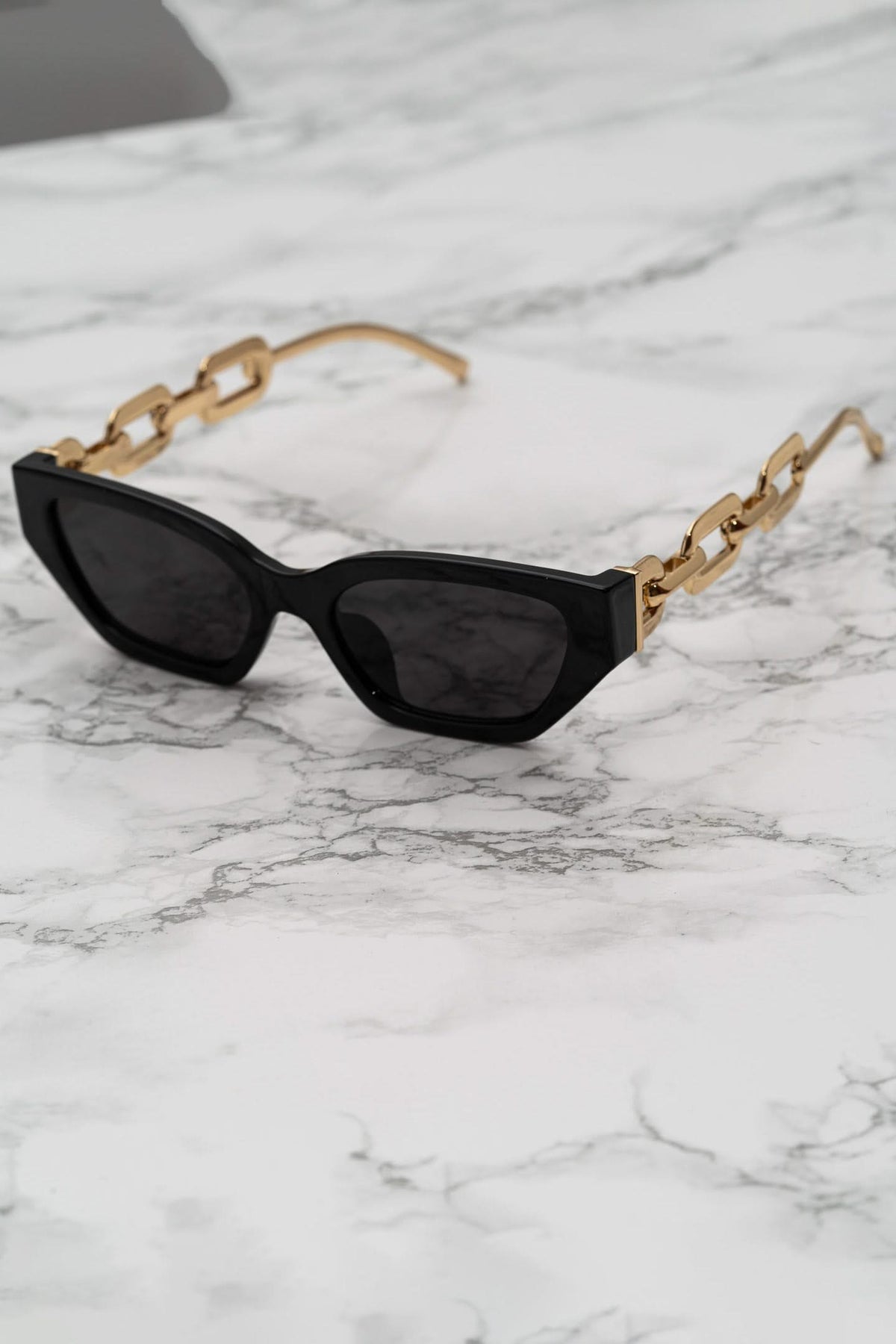 Cat Eyes with Gold Chain Arms - Black