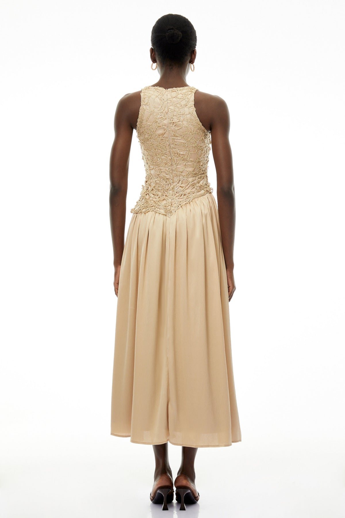 Ellie Champagne Round Neck Sleeveless Maxi Dress