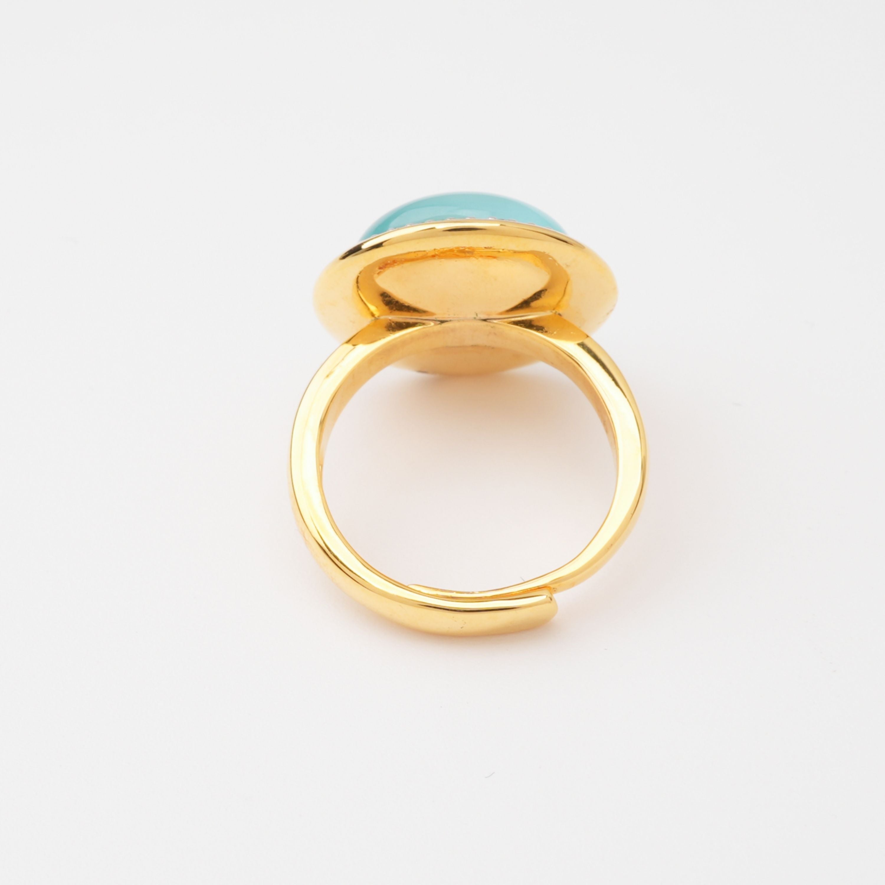 Ezra Aqua Chalcedony Round Cabochon Crystal Ring