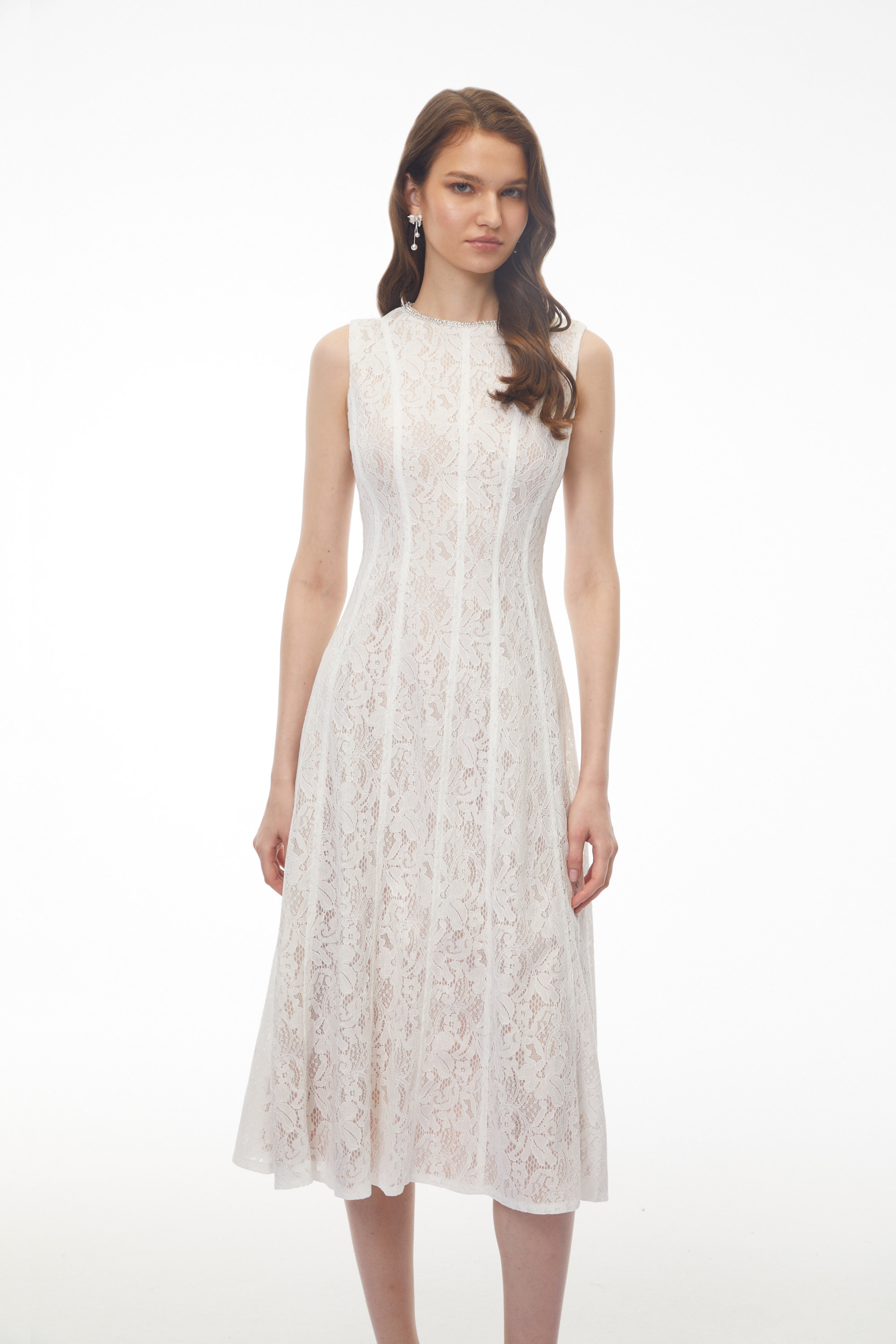 Guinevere White Sleeveless Floral Lace Midi Dress