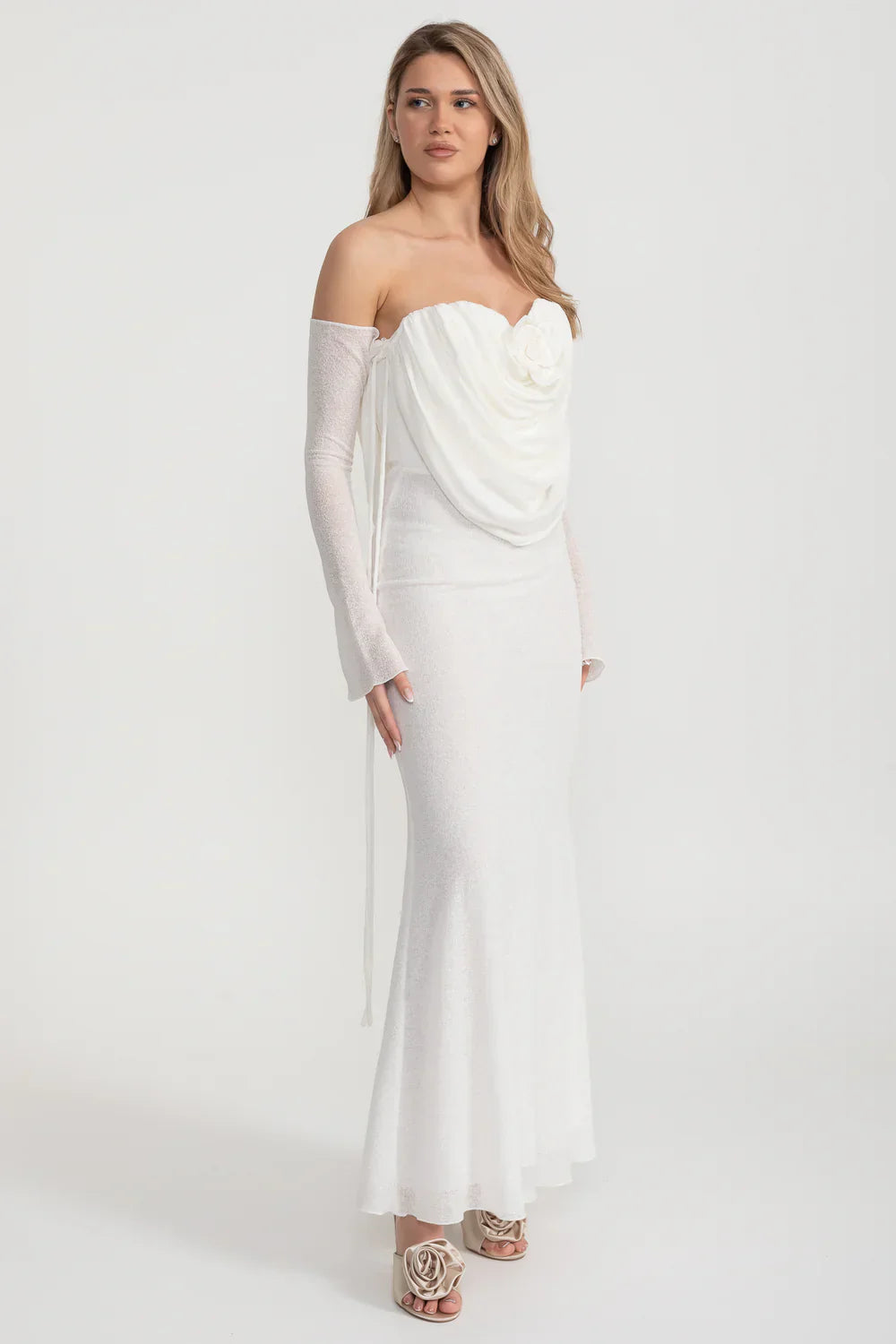 Elegant Flowing Dress With Long Sleeves, Top Draping And Central Rose Adornment - White