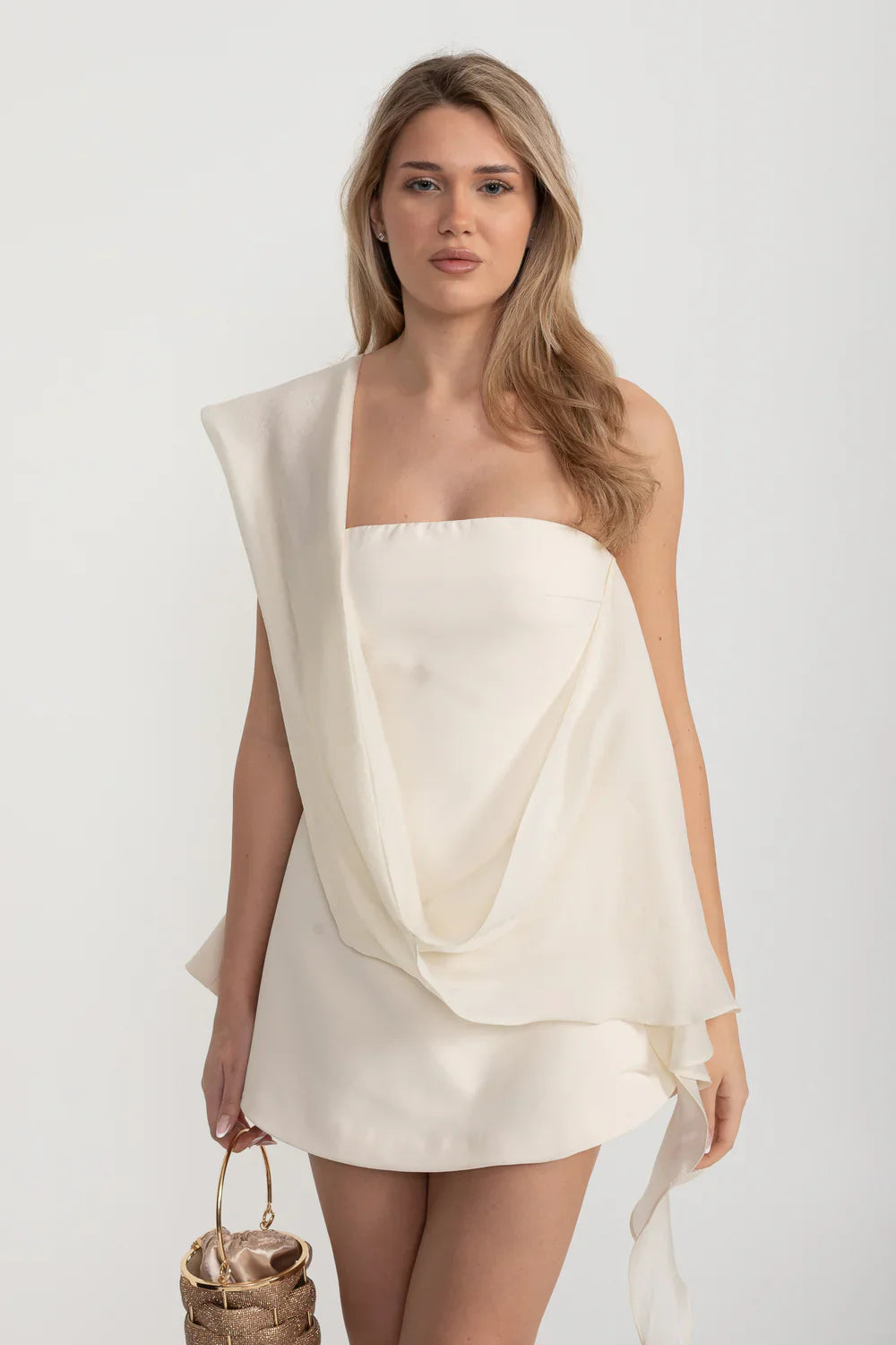Strapless Fitted Mini Dress With Flared Skirt And Draping Scarf Attachment - Ivoire Strapless Fitted Mini Dress With Flared Skirt And Draping Scarf Attachment - Ivoire