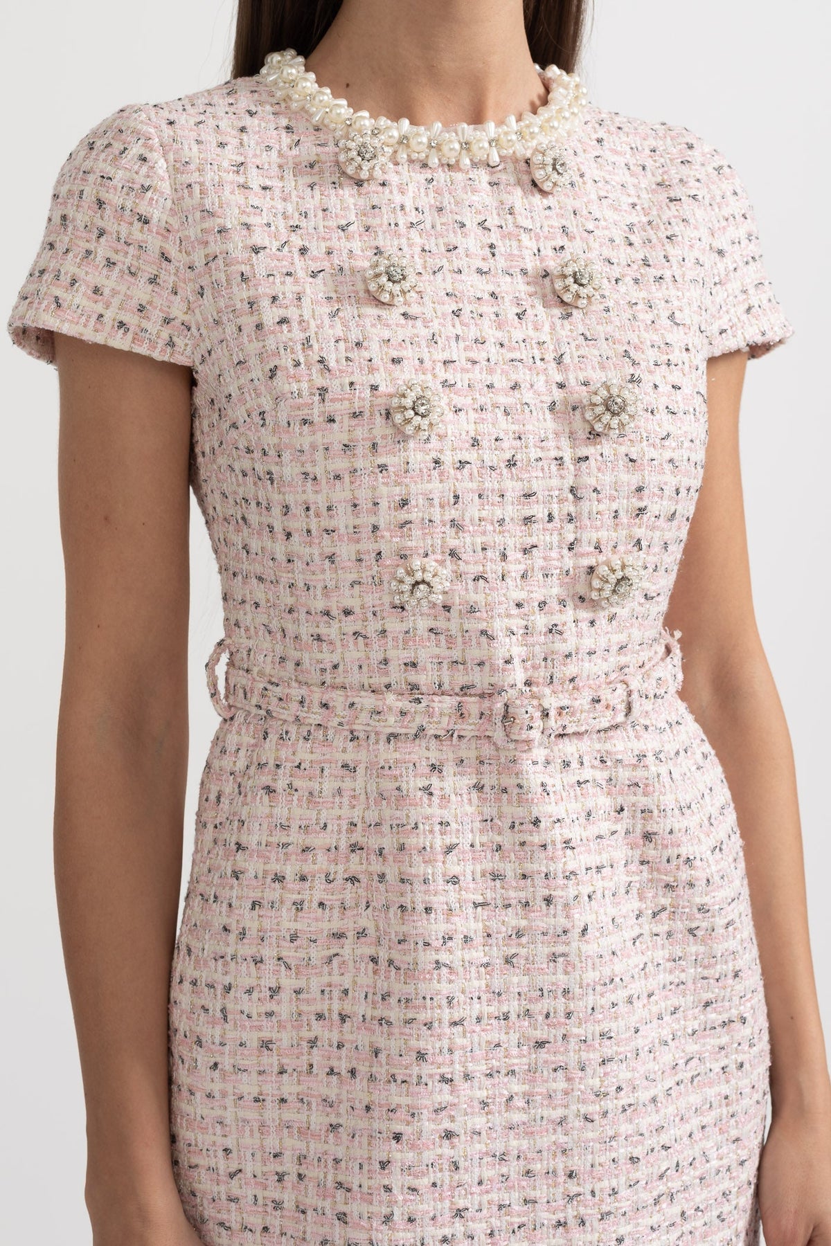 Elegant Textured Mini Dress With Short Sleeves And Matching Belt - Pink