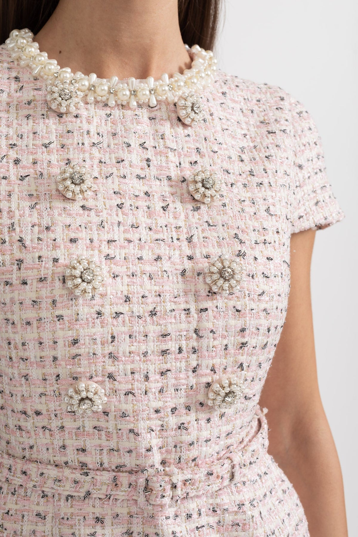 Elegant Textured Mini Dress With Short Sleeves And Matching Belt - Pink