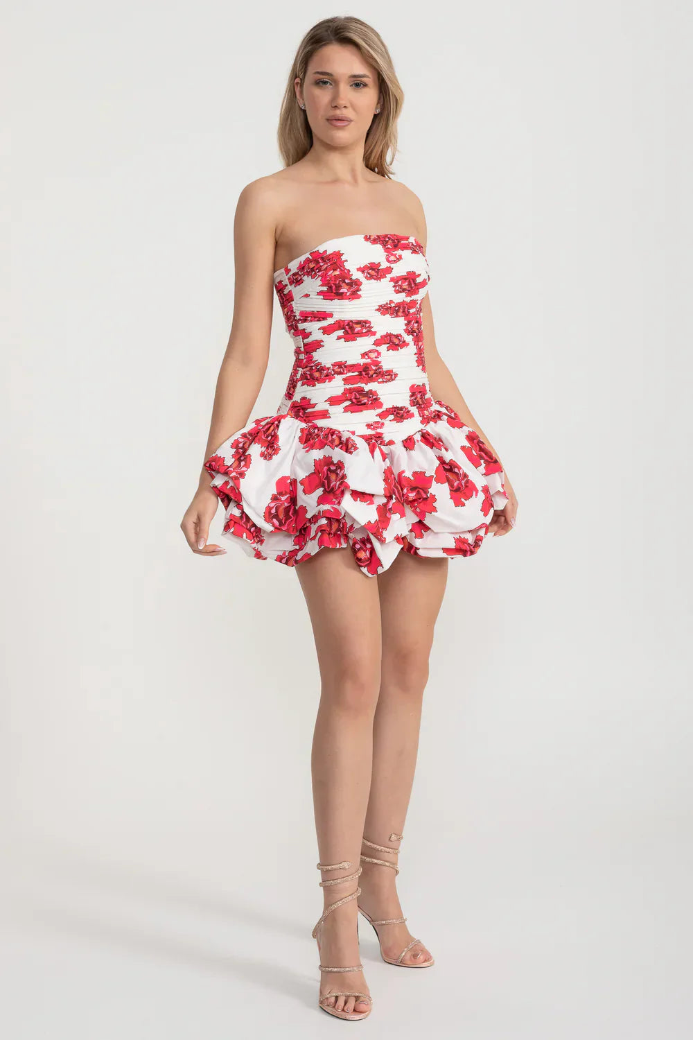 Mini Dress With Ruched Bodice And Voluminous Bubble Hem - White/Red