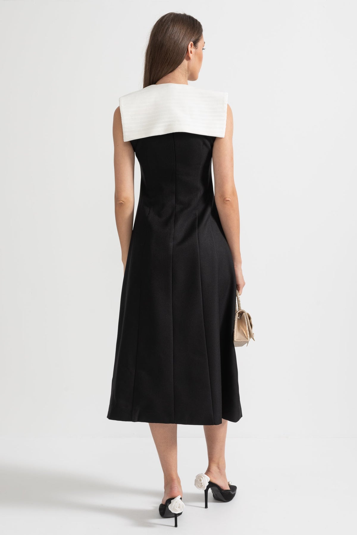 Contrasting Stitch Sleeveless Midi Dress With Oversized White Shoulders - Black