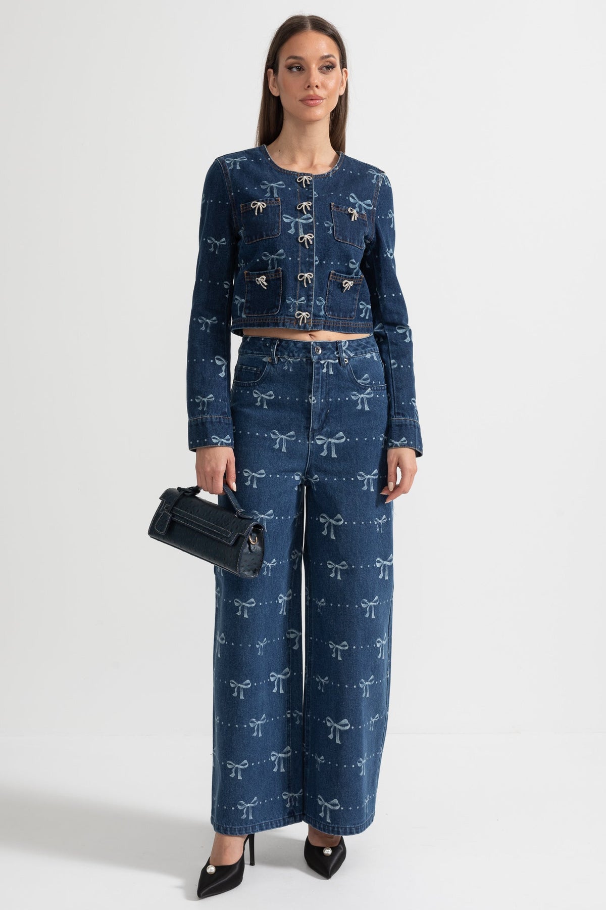 Denim Co-Ordinate Ensemble With Long Sleeved Jacket And Wide-Leg Jeans - Blue