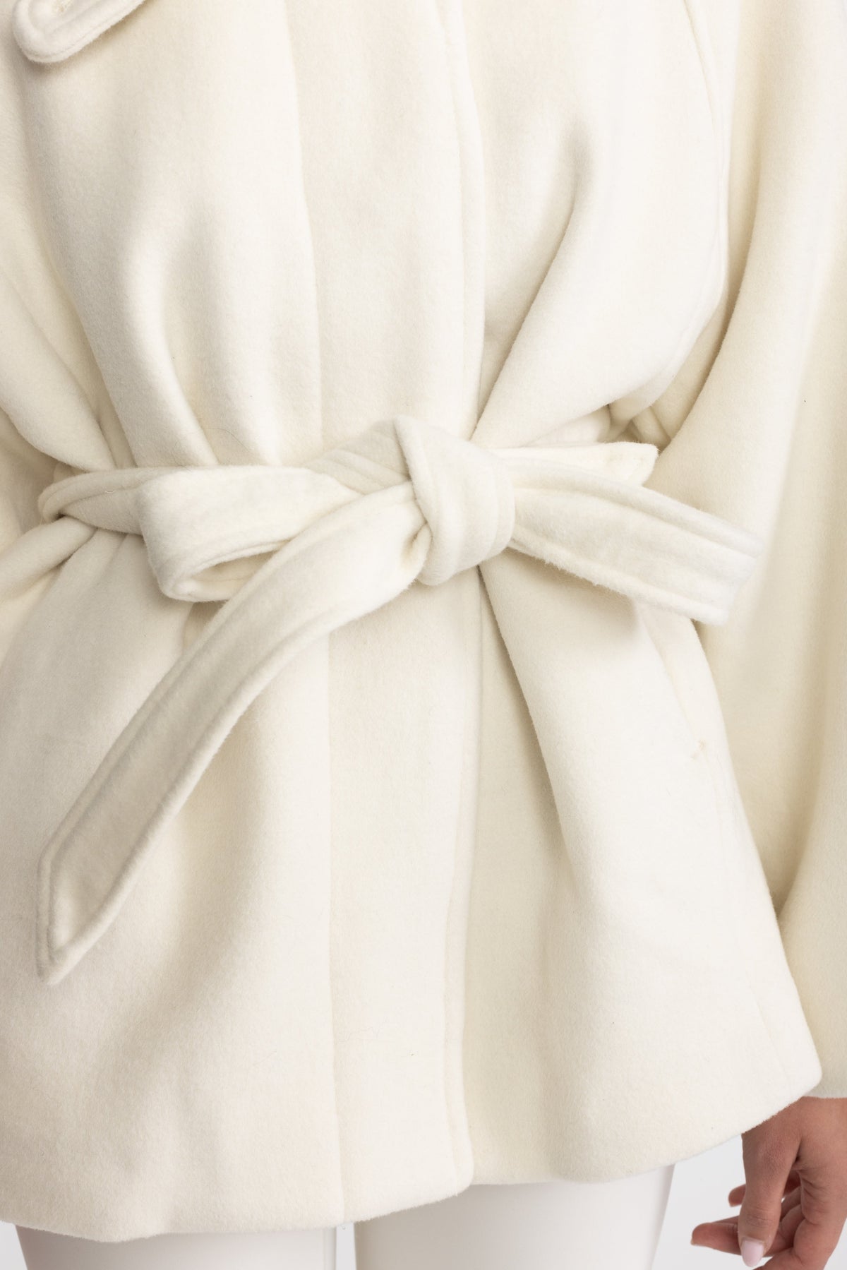 Belted Wool Cashmere Swing Jacket - Ivoire