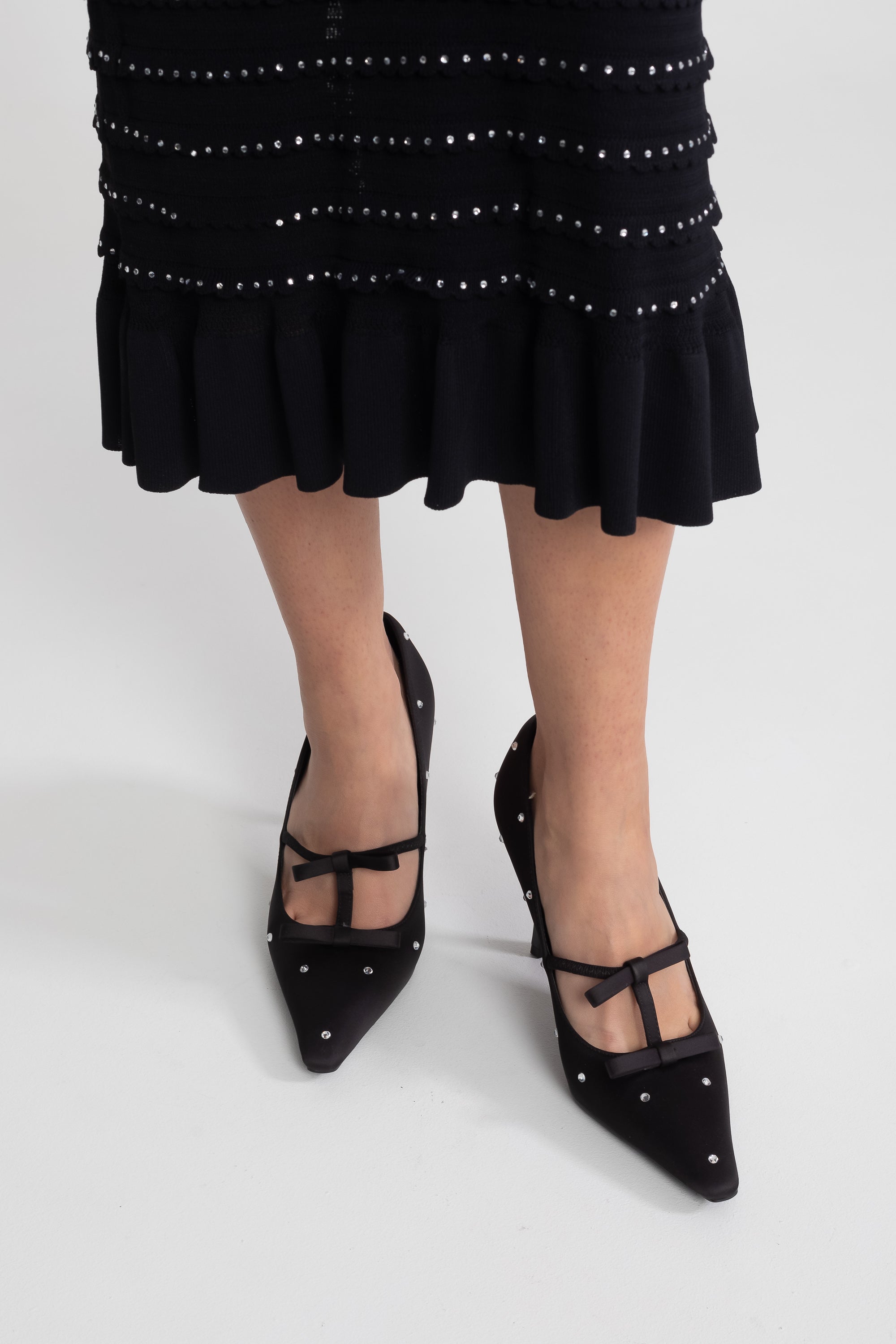Bow-Detail Pointed-Toe Pumps With Crystal Studs - Black