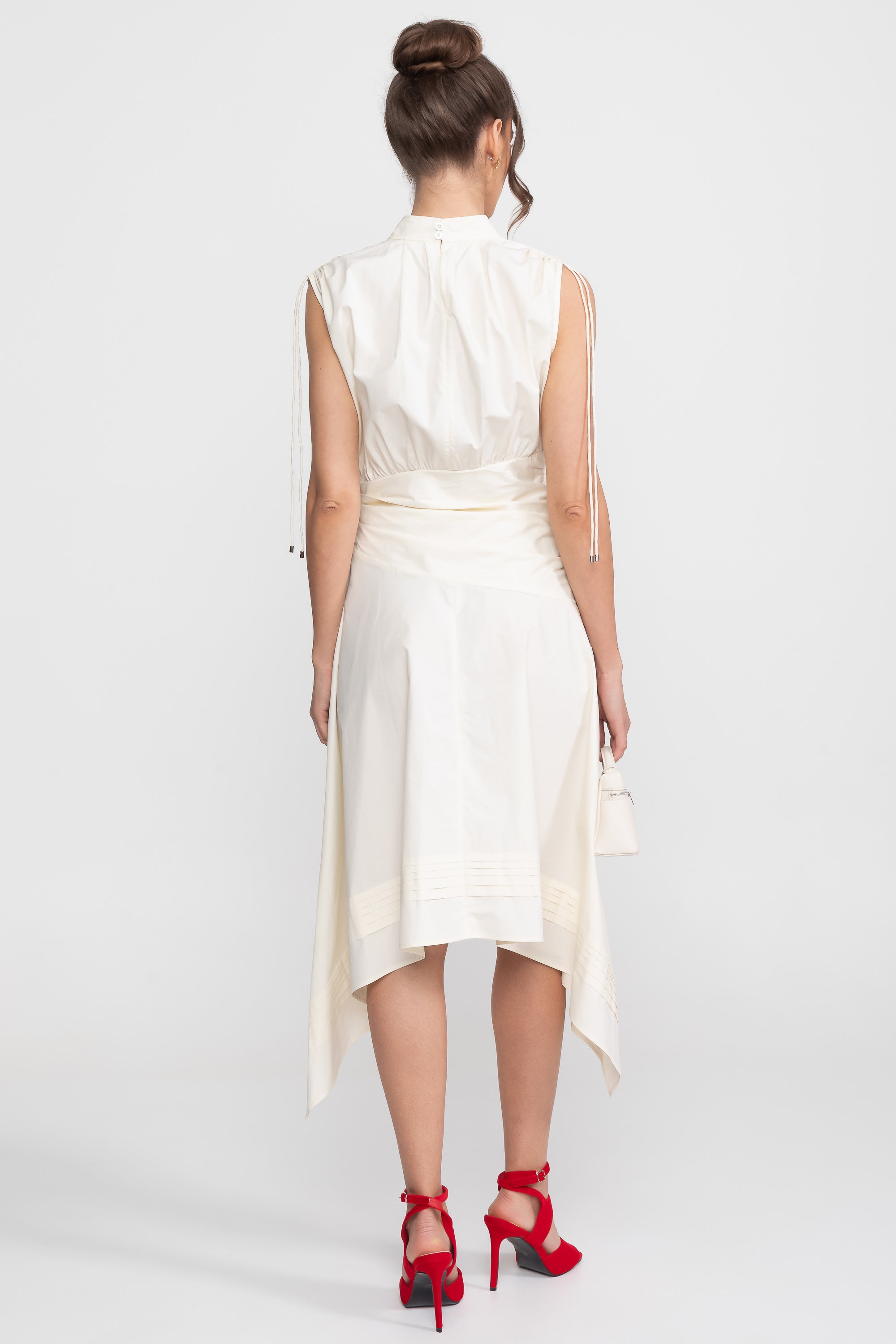 Sleeveless Asymmetric Midi Dress With Ruched Waist And Handkerchief Hem - Ivoire