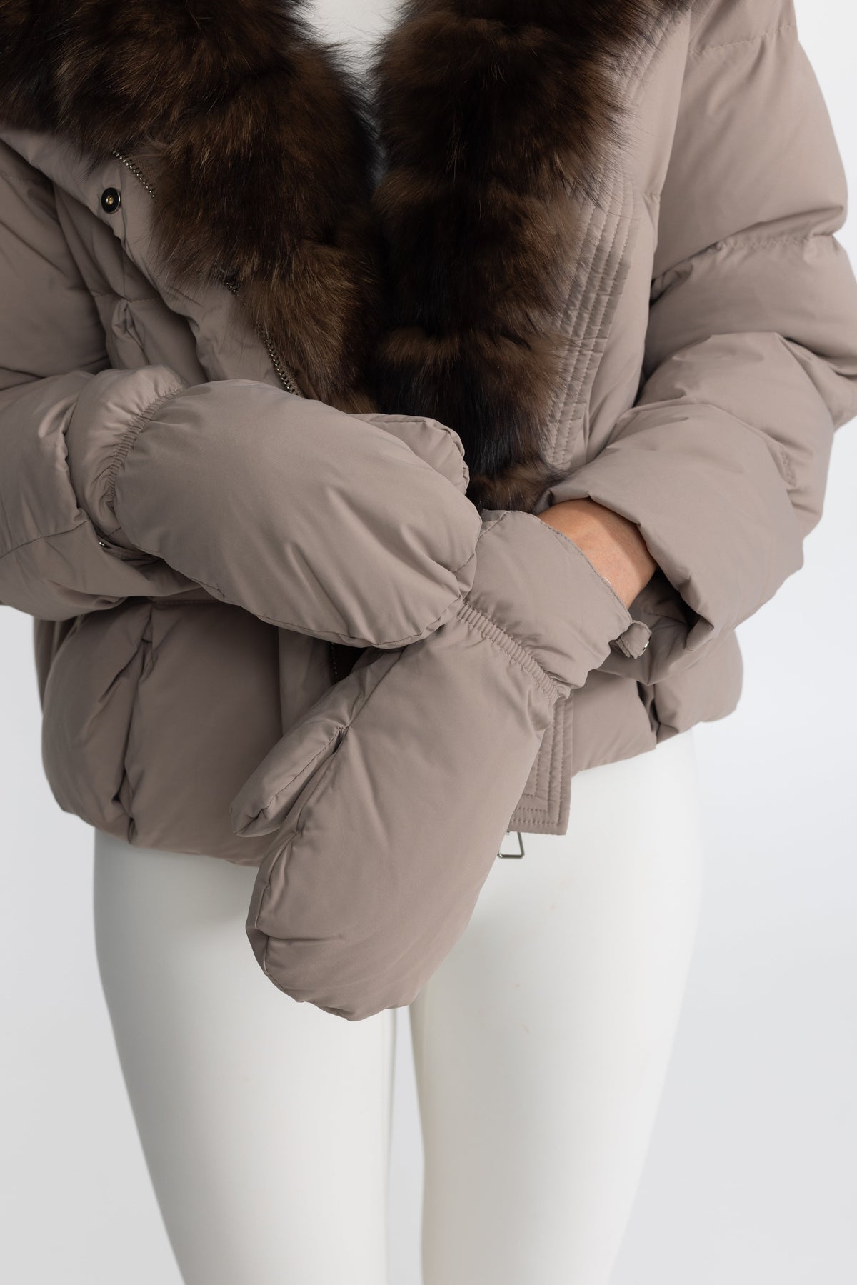 Aliénor Taupe Fox Fur Collar Cropped Down Puffer Jacket