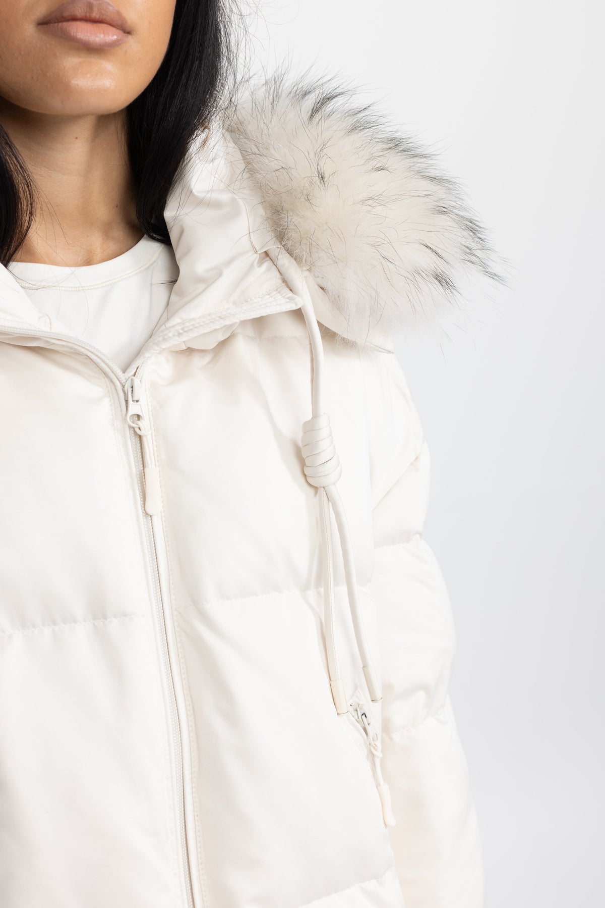 Isaure Ivoire Raccoon Fur Hood Cropped Down Puffer Jacket
