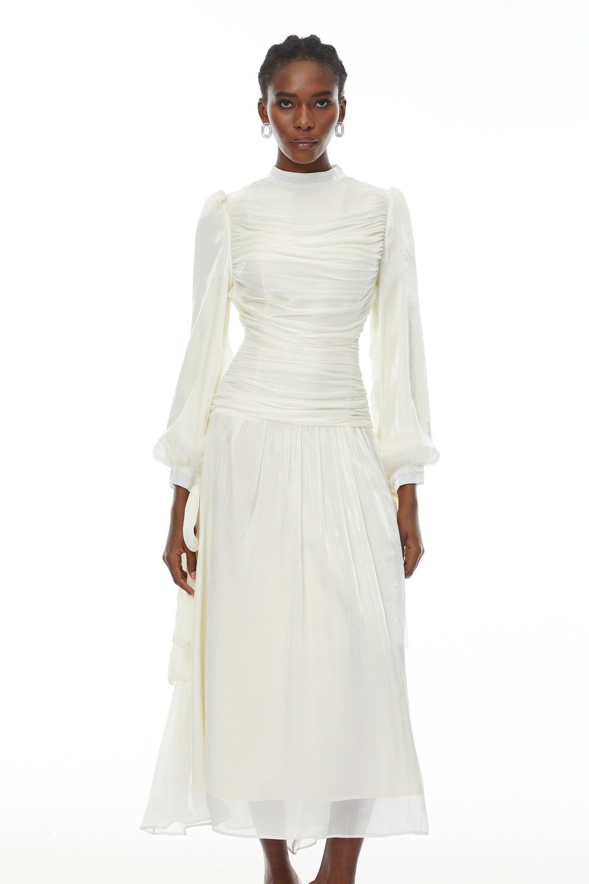 Katrín White Glossy Gathered Maxi Dress