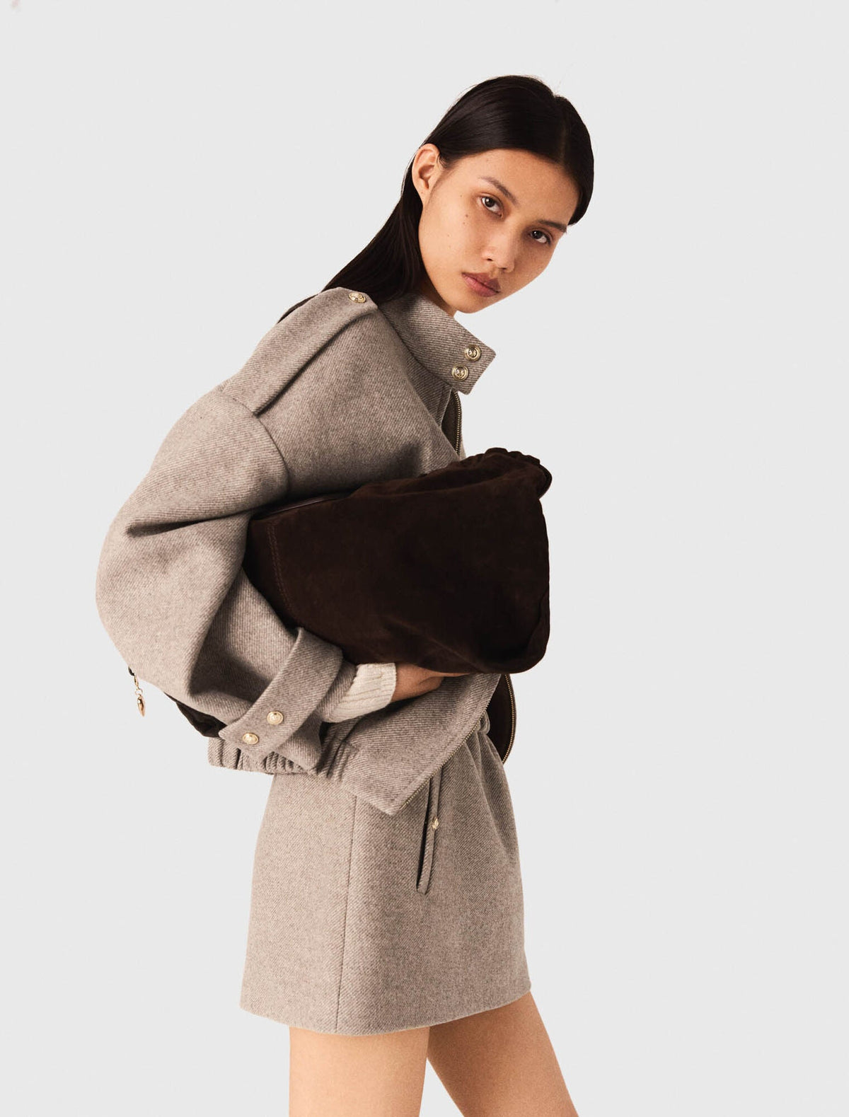 MADDY VIVIENNE BEIGE MIXED WOOL OVERSIZED JACKET WITH HIGH COLLAR AND GOLD BUTTONED FINISHES - BEIGE