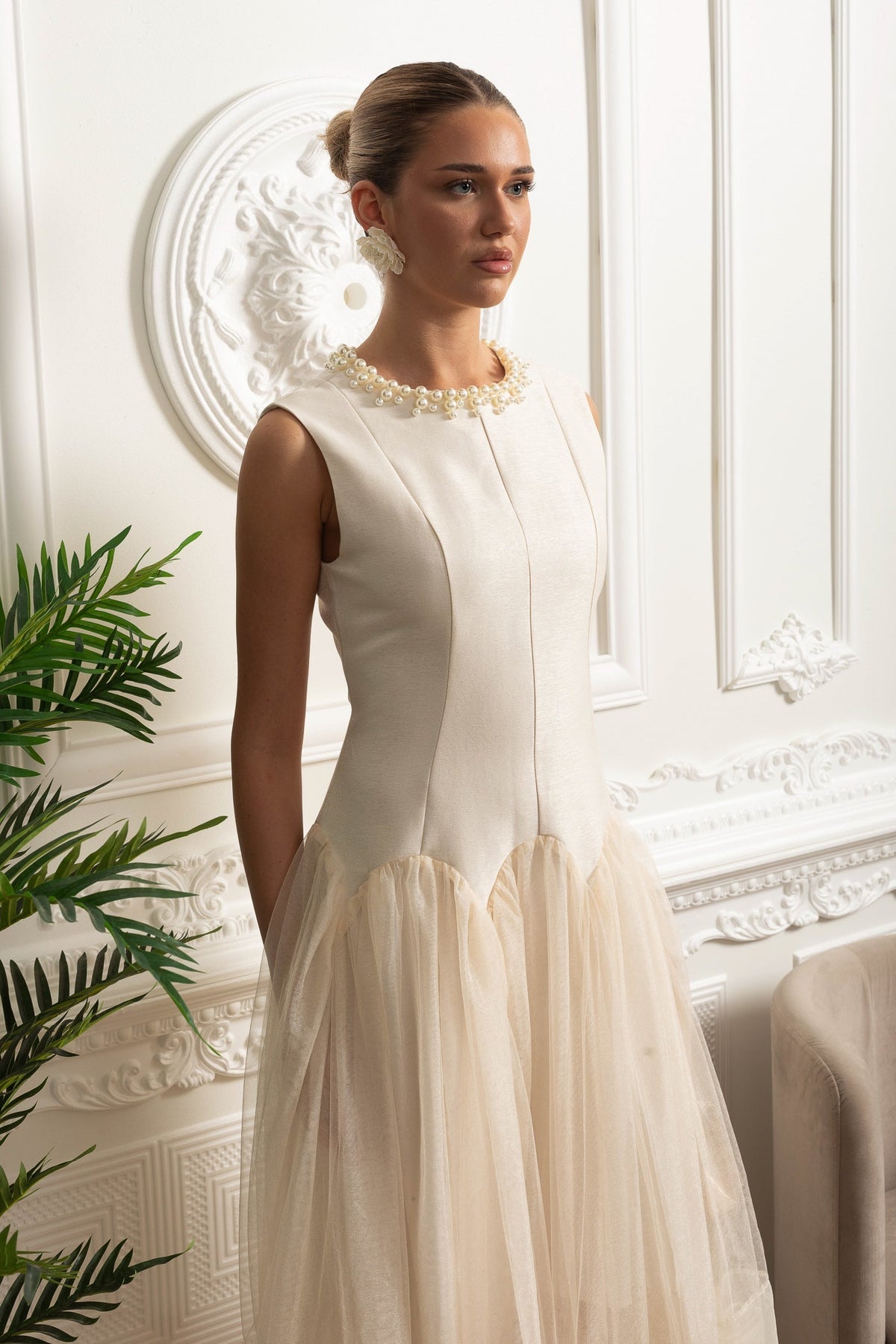 Sleeveless Midi Dress with Tulle Skirt and Pearl Embellished Collar - Ivoire