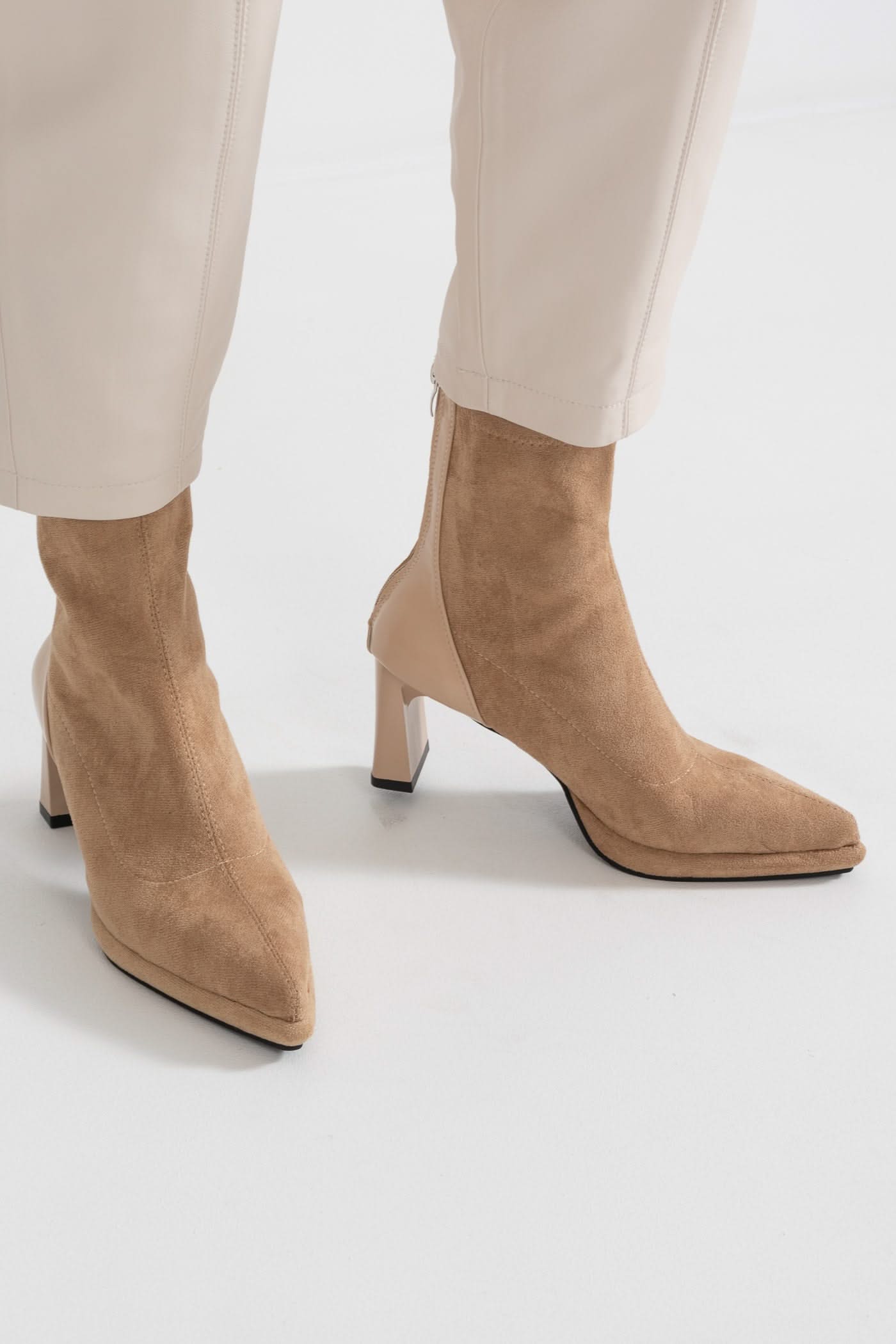 Ottavia Glossy Heel Suede Ankle Boot - Beige