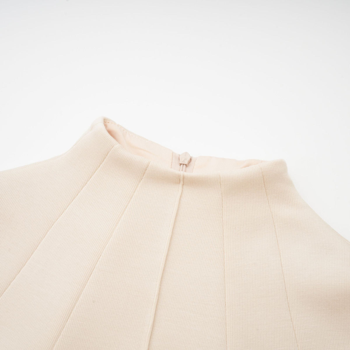 Safiya sleeveless pleated dress - White beige