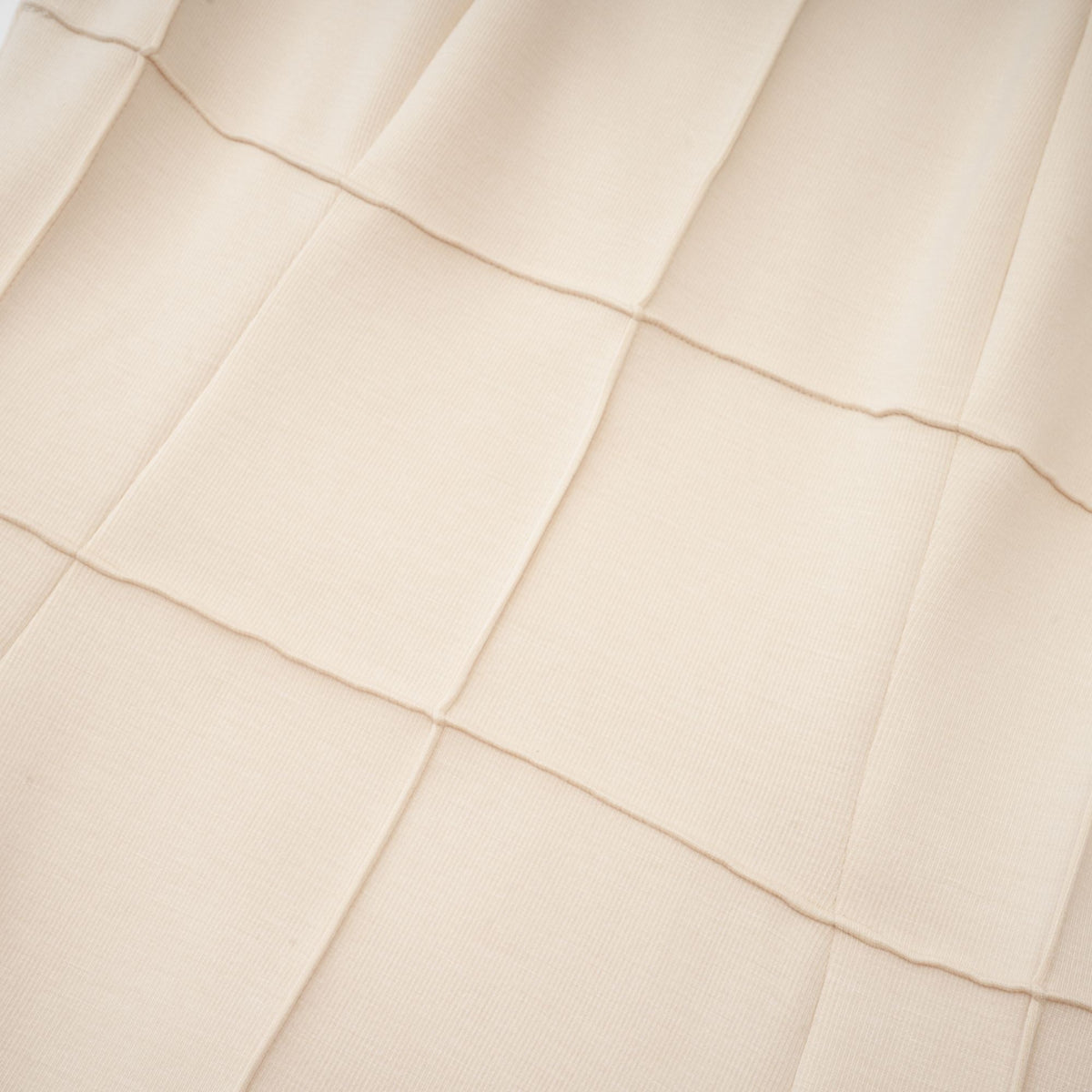 Safiya sleeveless pleated dress - White beige