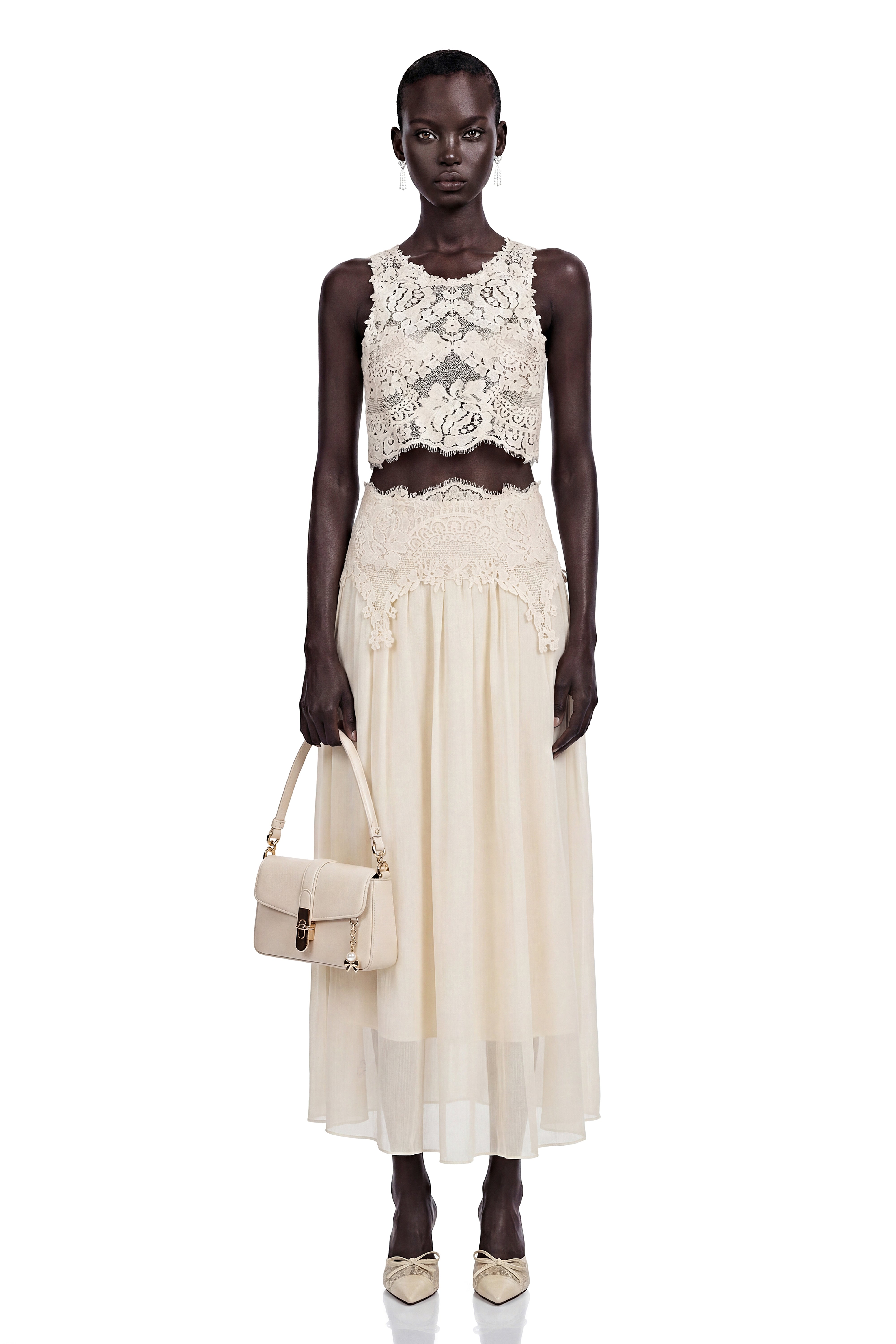 Wurdiz Cream Floral Lace Top & Chiffon Skirt Set