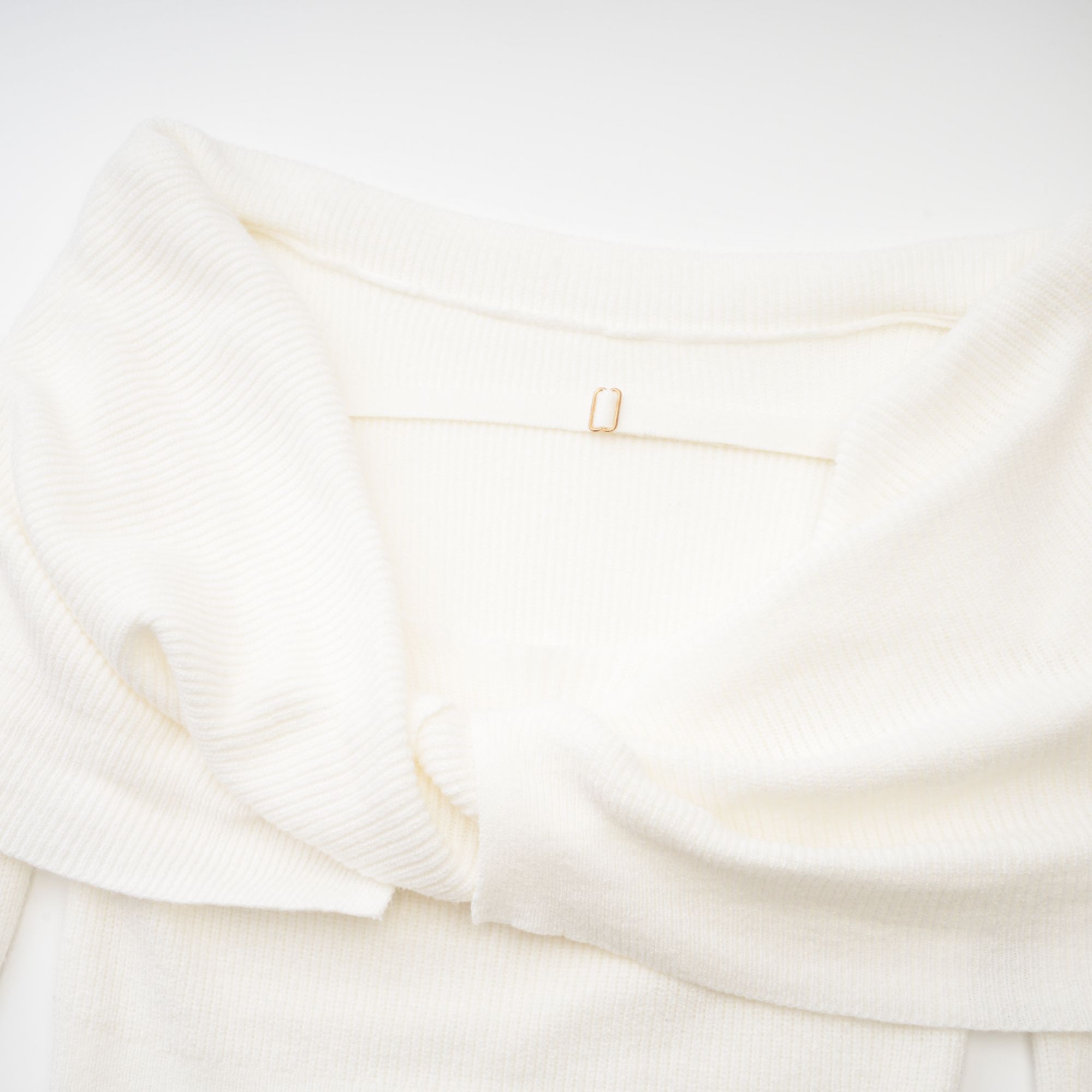 Ava knitted strapless long-sleeve top (US Only)