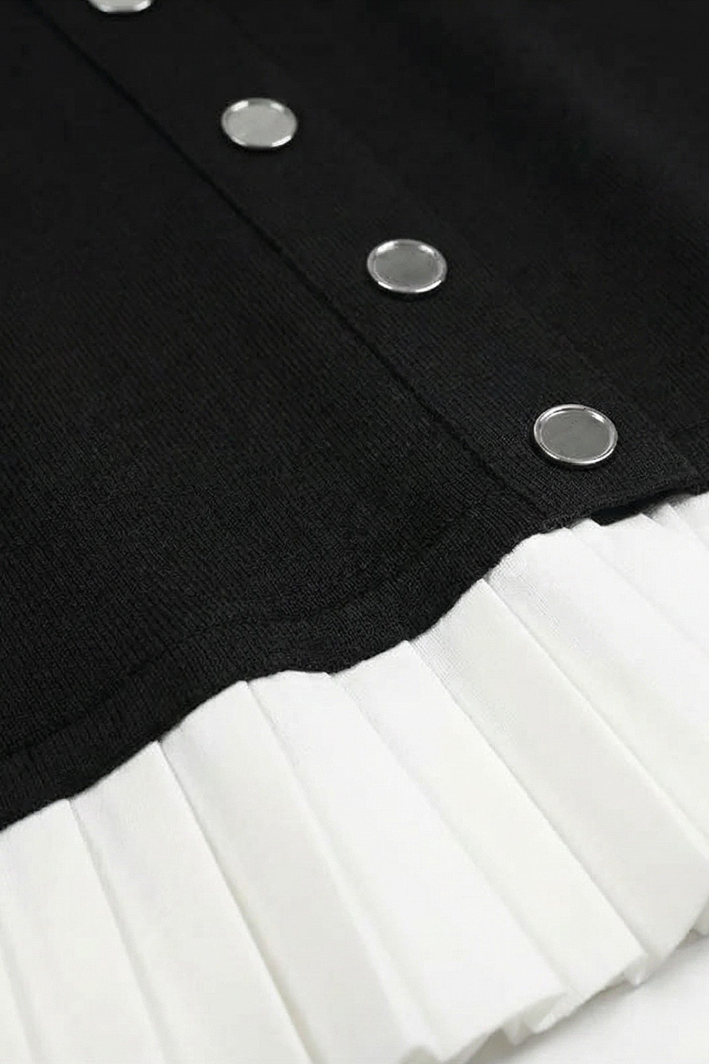 Short Sleeve Mini Dress With Contrast Pleated Hem - Black