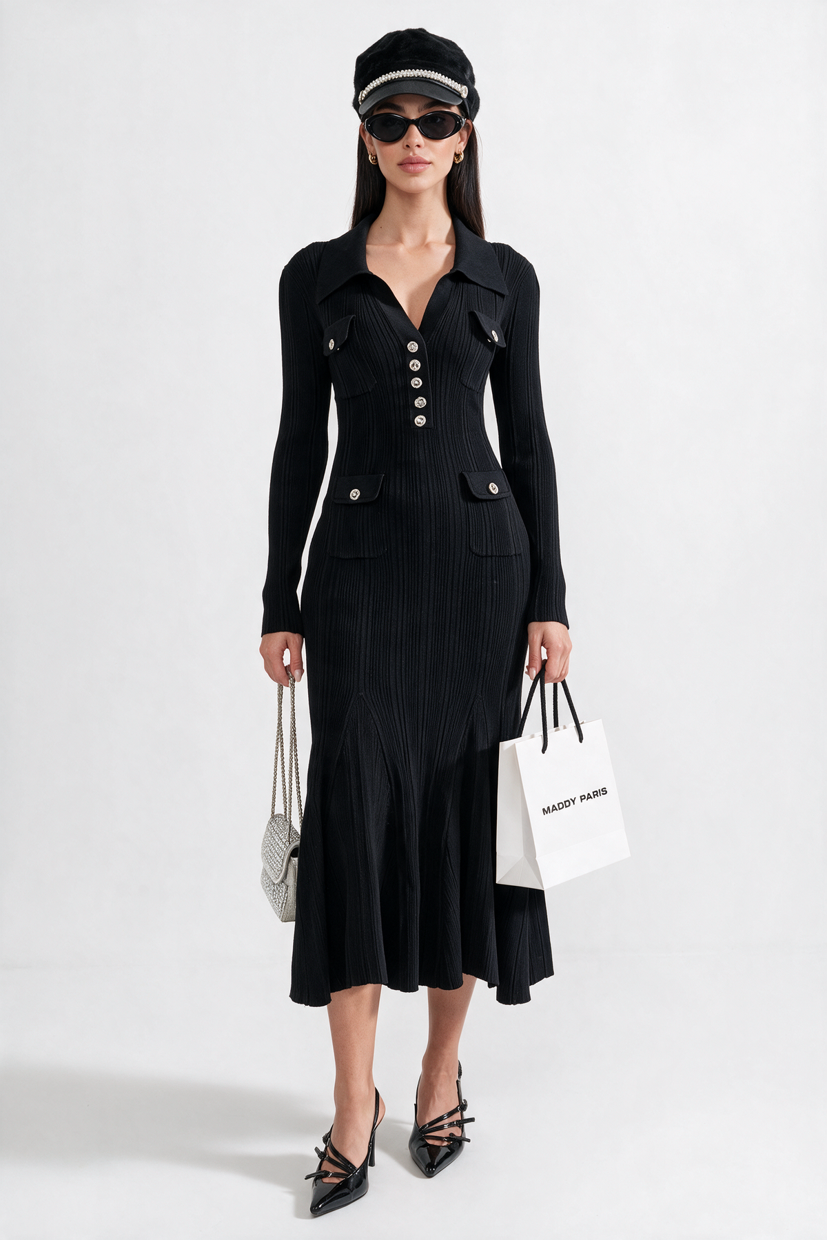 Elegant Ribbed Dress With Long Sleeves - Black