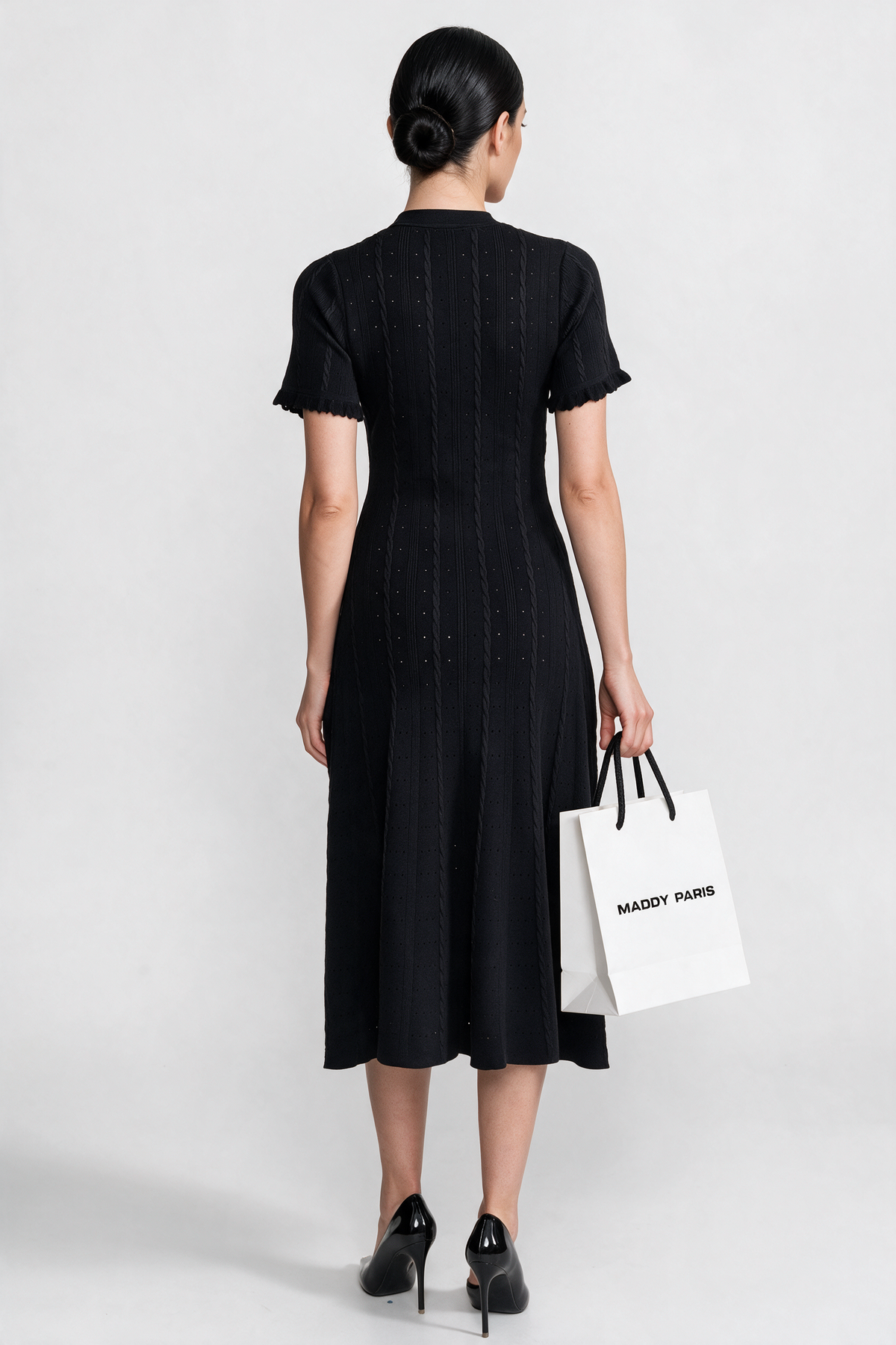 Knit Button-Front Midi Dress with Scalloped Sleeves – Black