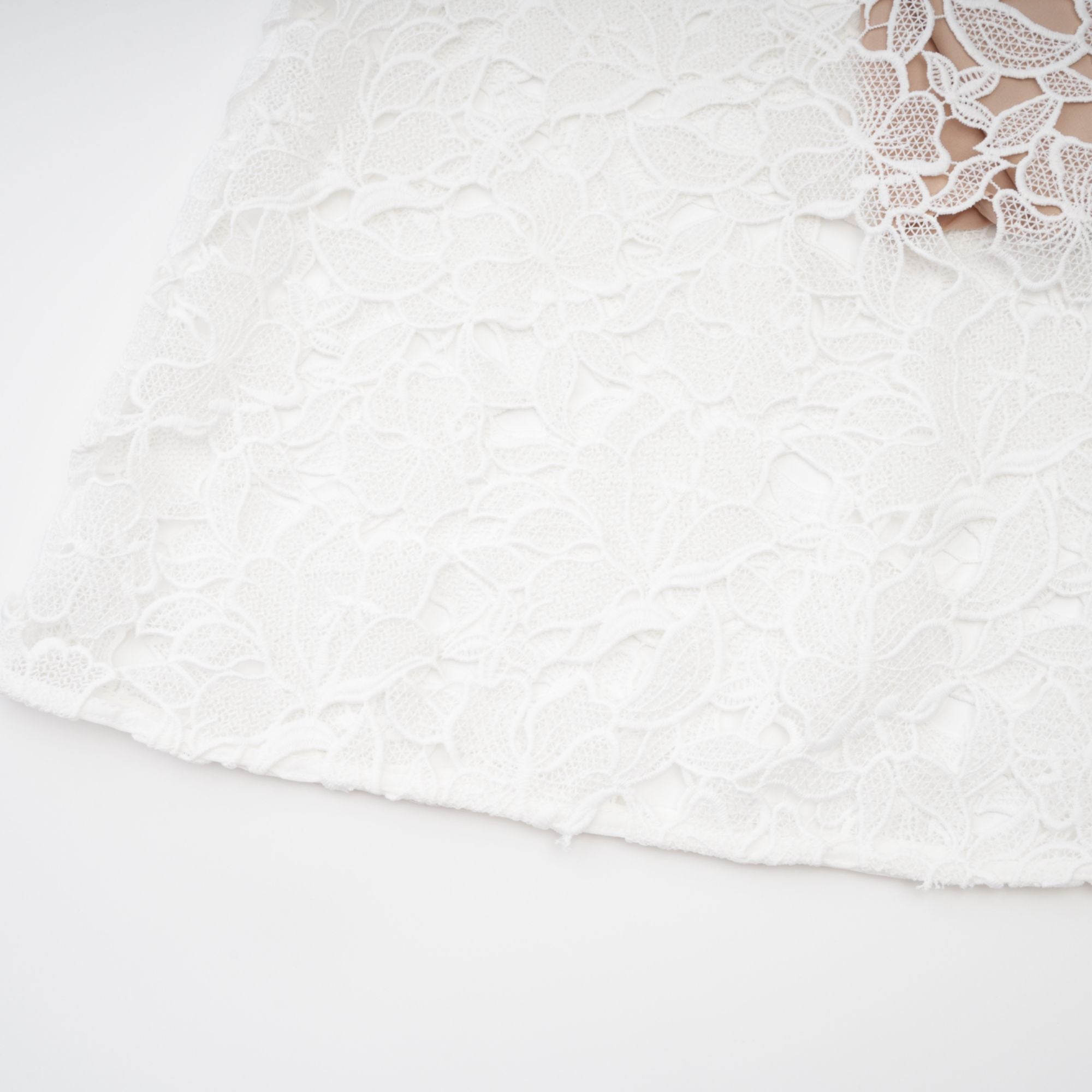 Jorvilda white pierced midi dress - White